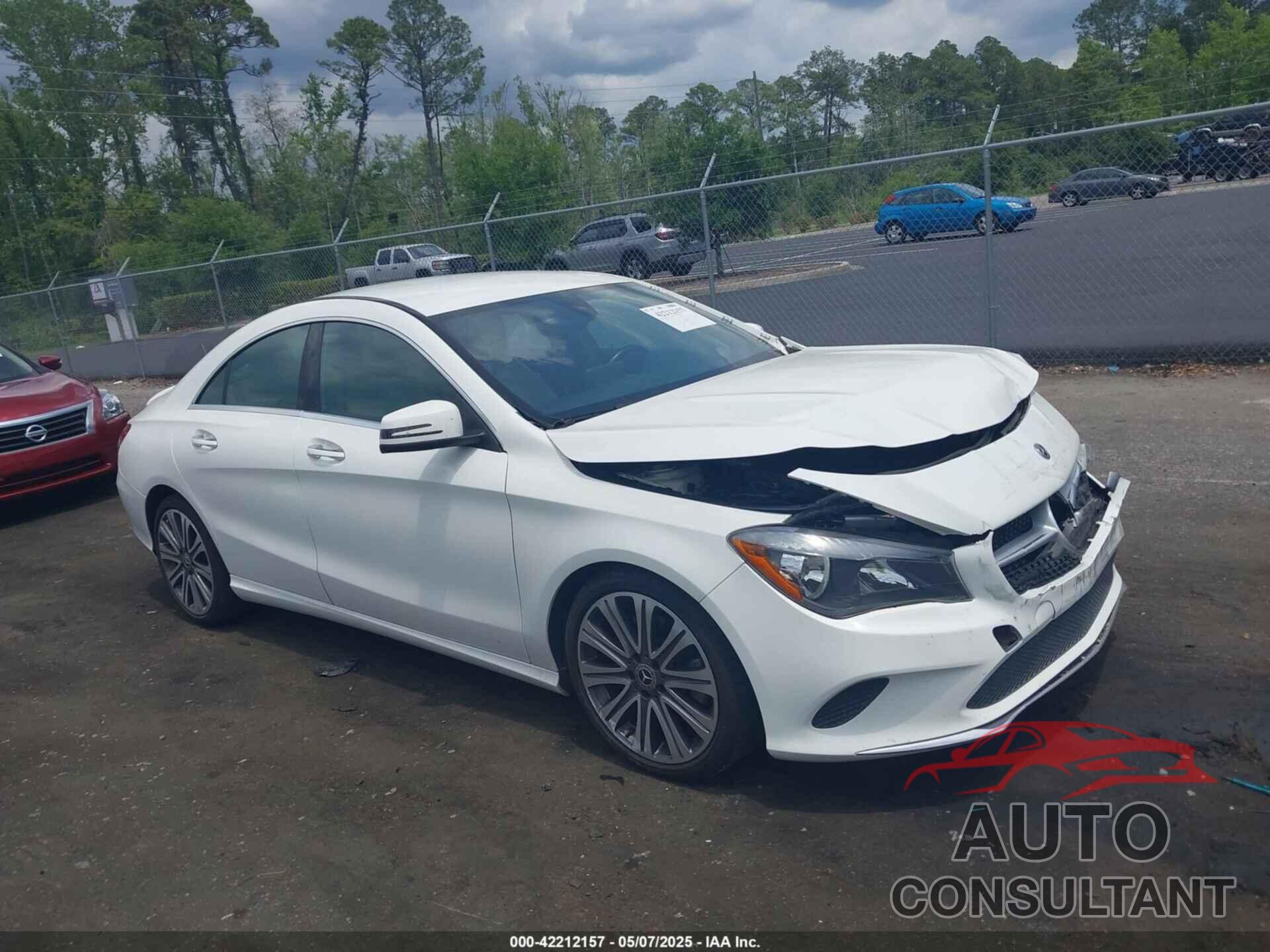 MERCEDES-BENZ CLA 250 2018 - WDDSJ4EB7JN677290