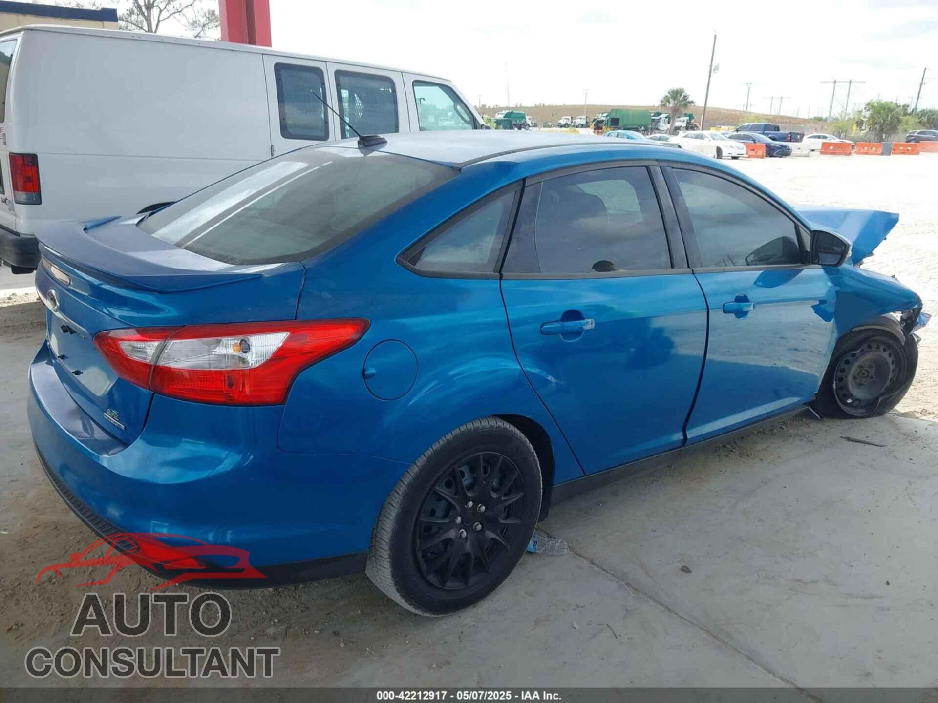 FORD FOCUS 2013 - 1FADP3F29DL135866