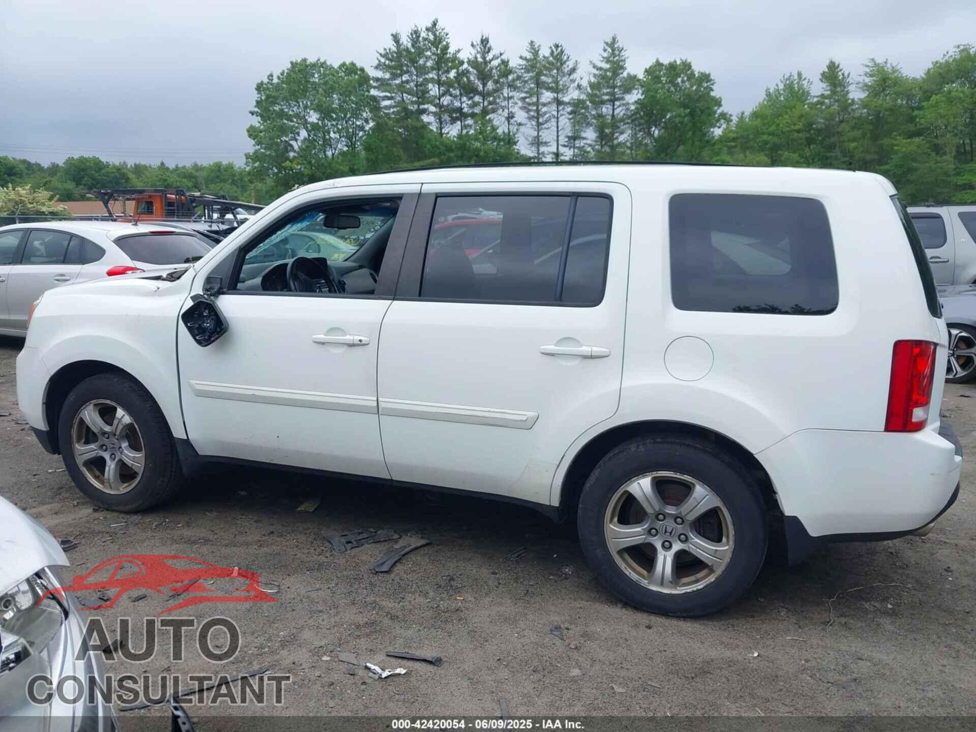 HONDA PILOT 2014 - 5FNYF4H53EB013374
