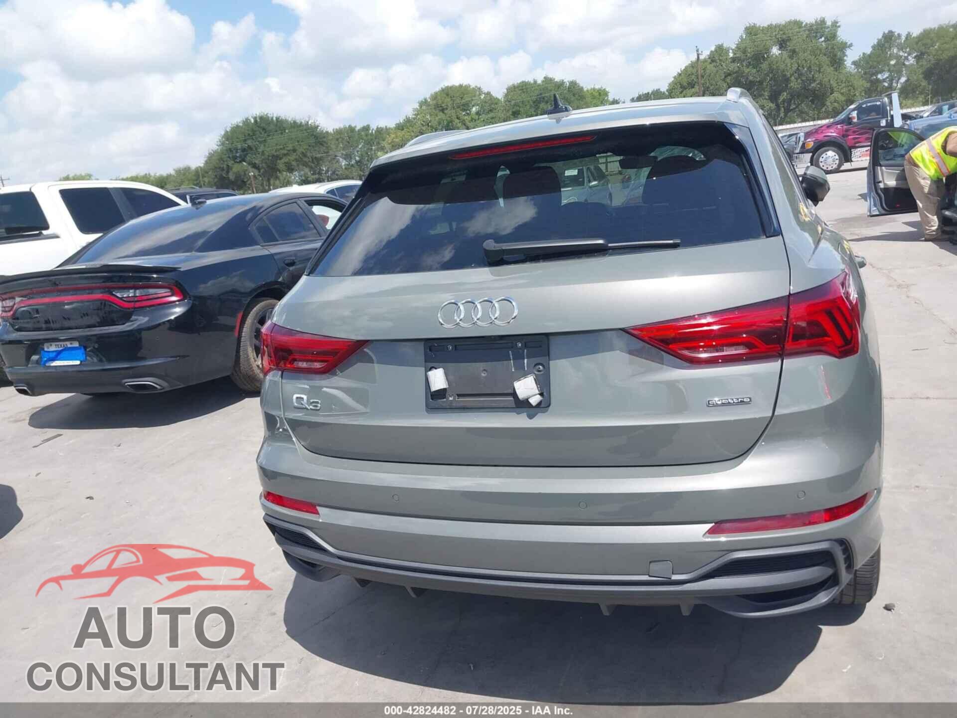 AUDI Q3 2023 - WA1DECF31P1095754