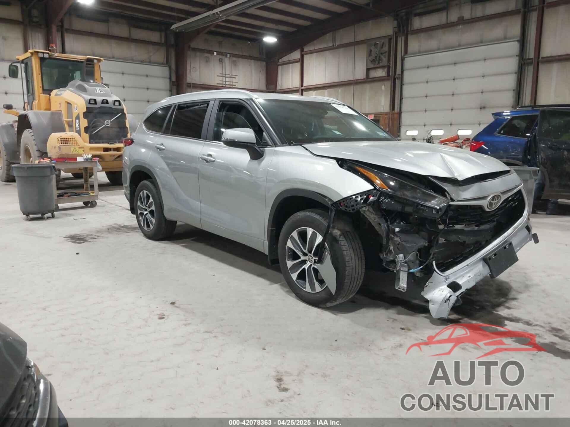 TOYOTA HIGHLANDER 2023 - 5TDKDRBH2PS526769