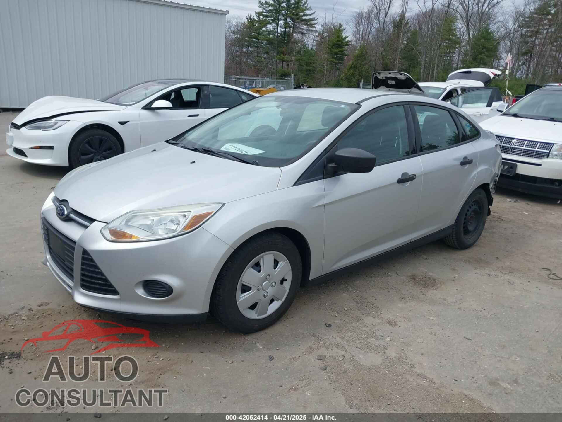 FORD FOCUS 2013 - 1FADP3E24DL198181