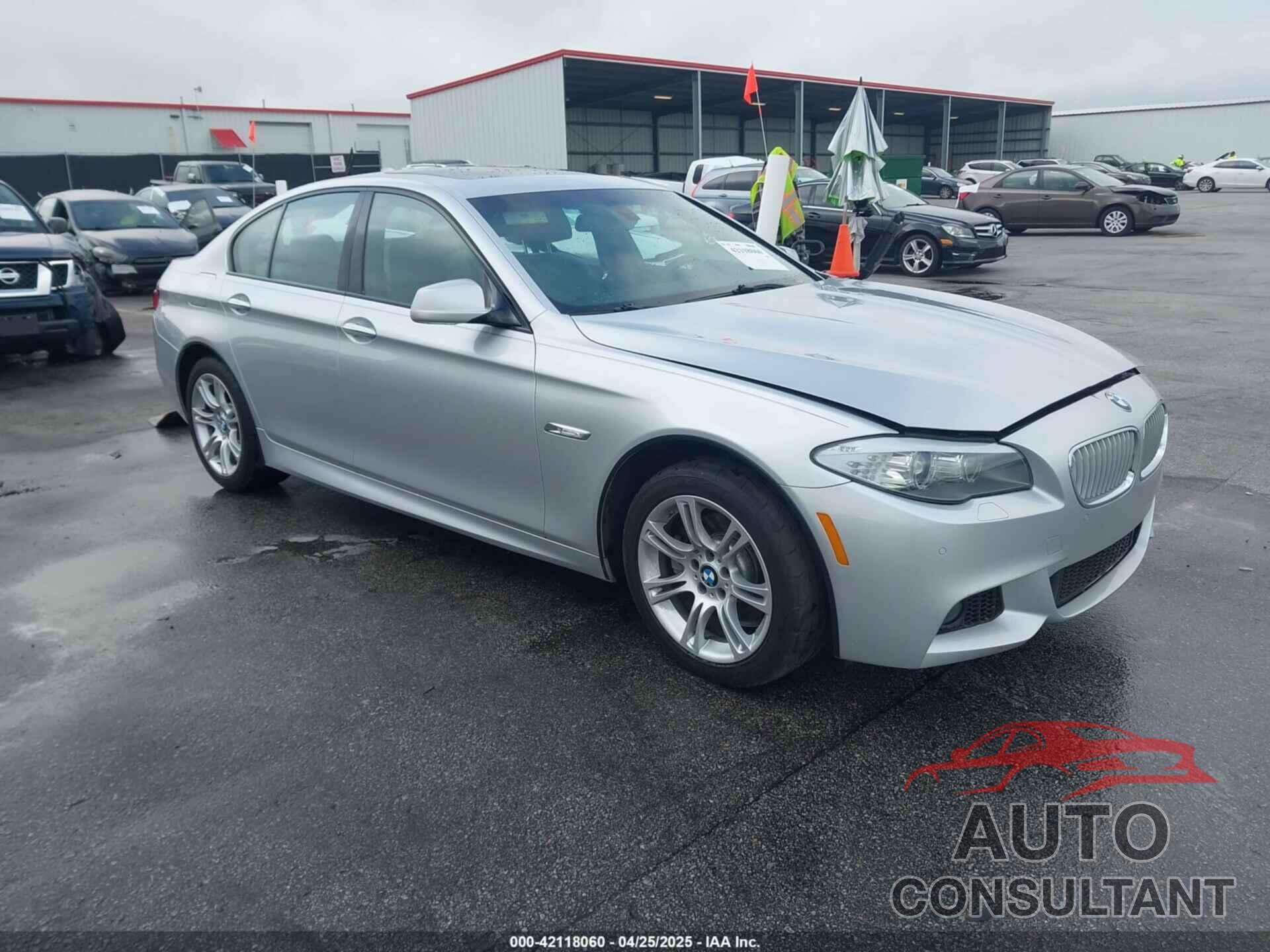 BMW 528I 2012 - WBAXG5C54CDX02556