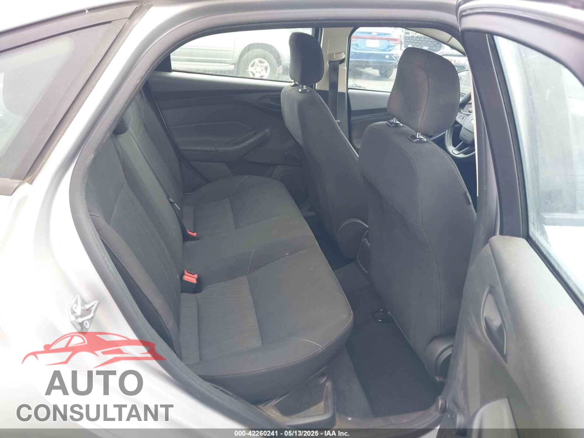 FORD FOCUS 2016 - 1FADP3E27GL349051