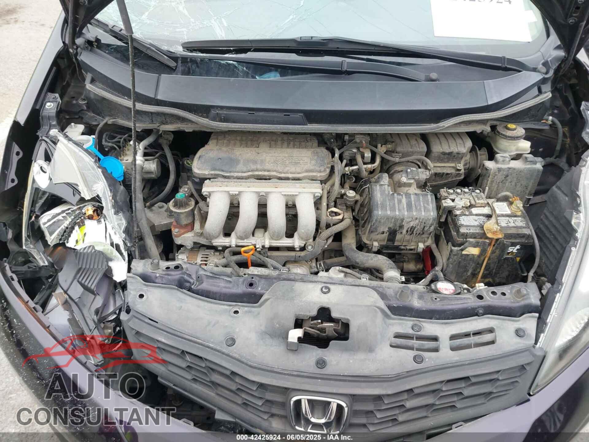 HONDA FIT 2013 - JHMGE8H61DC003080