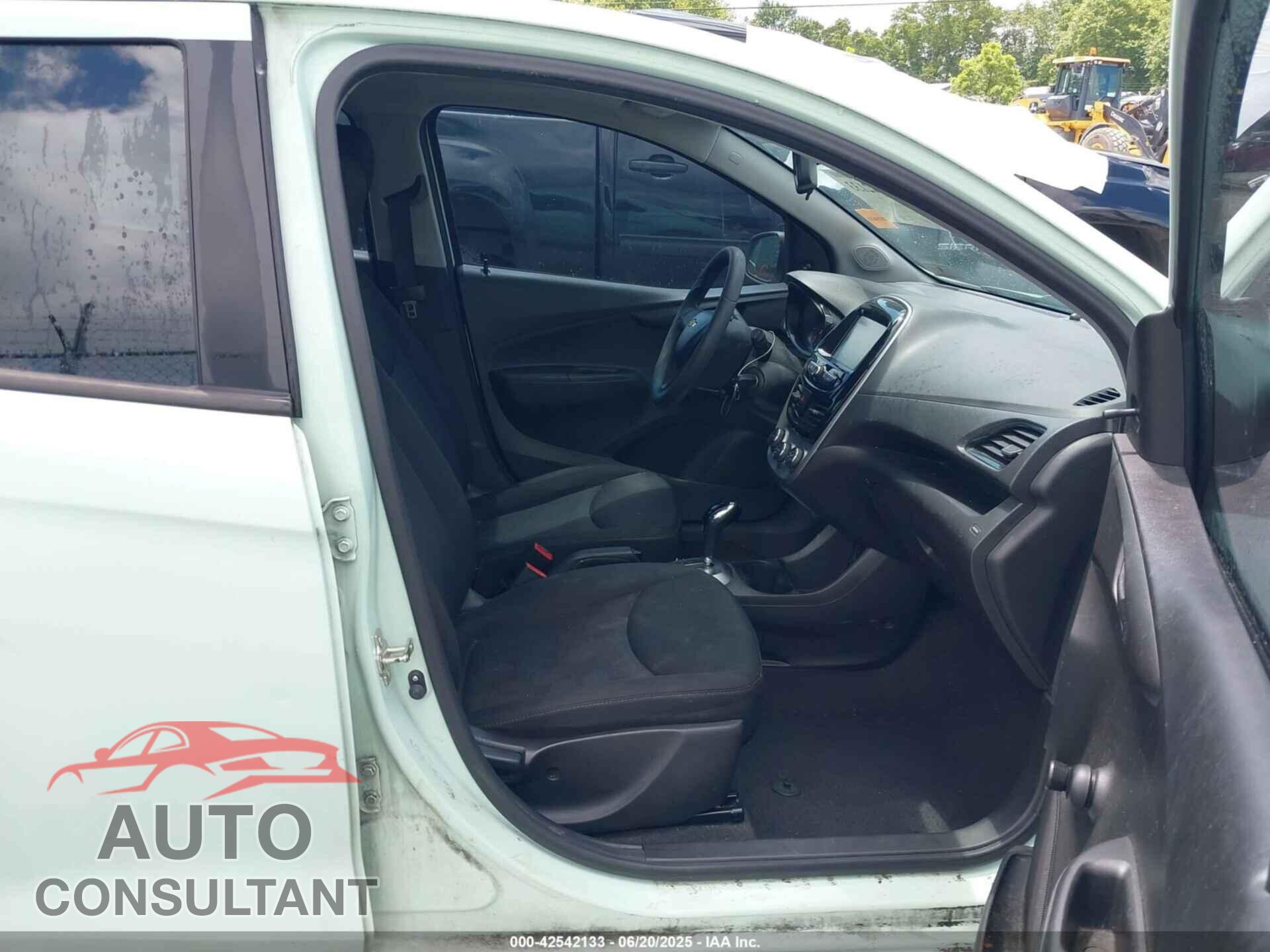 CHEVROLET SPARK 2018 - KL8CB6SA8JC450813