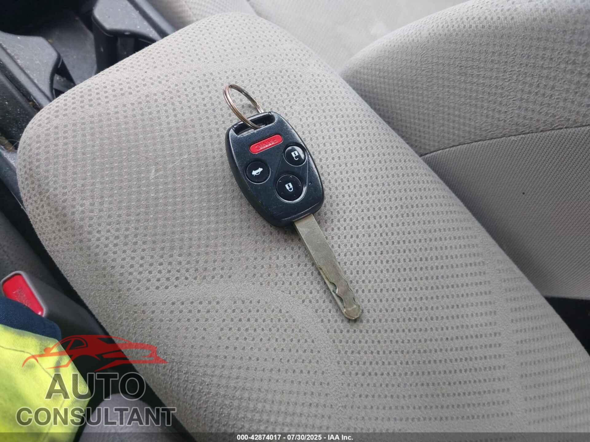 HONDA CIVIC 2012 - 2HGFB2F65CH546175