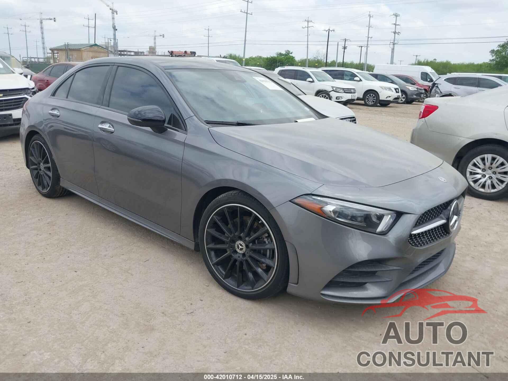 MERCEDES-BENZ A 220 2020 - W1K3G4EBXLJ231762