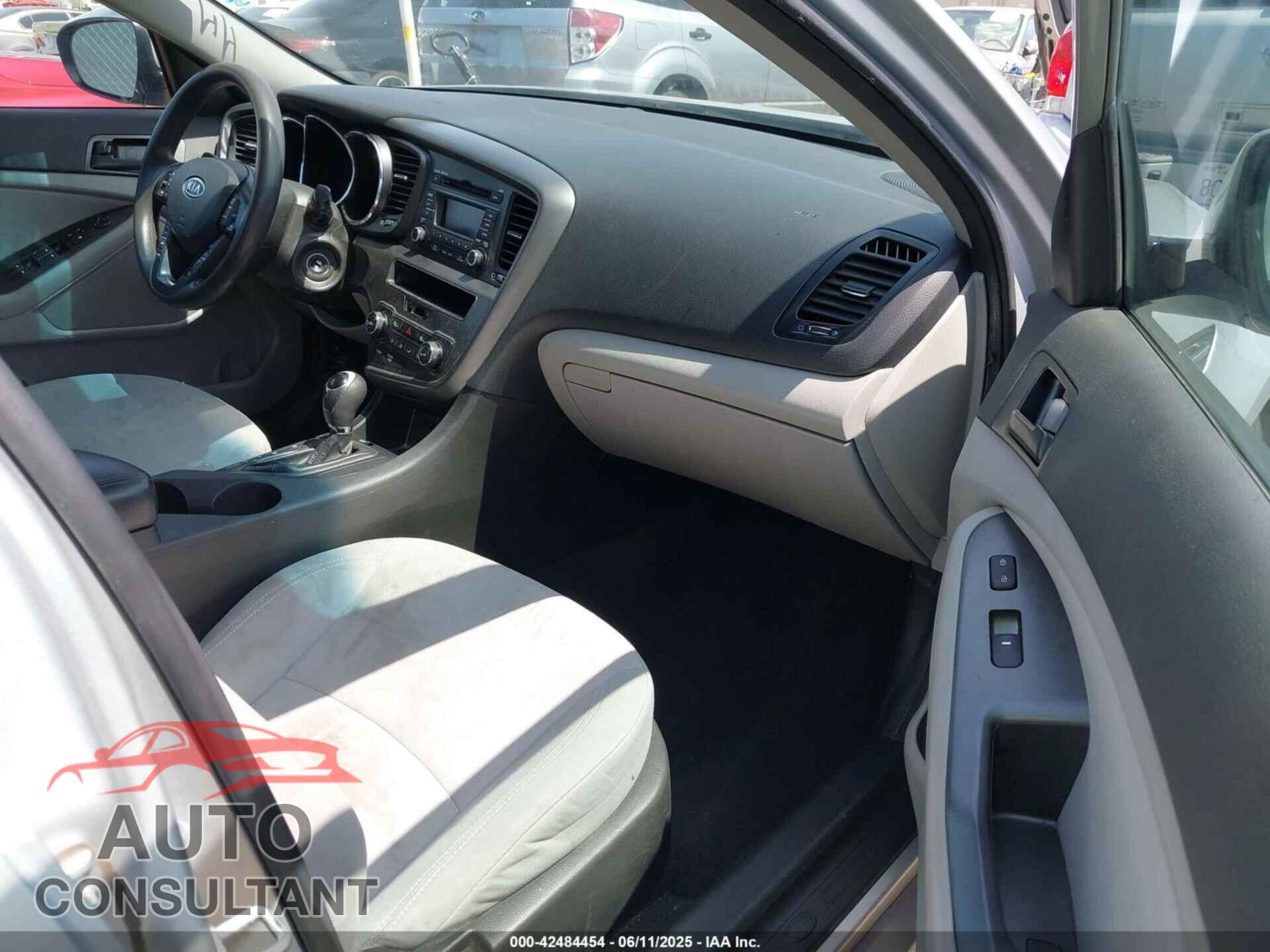 KIA OPTIMA 2012 - KNAGM4A72C5268669