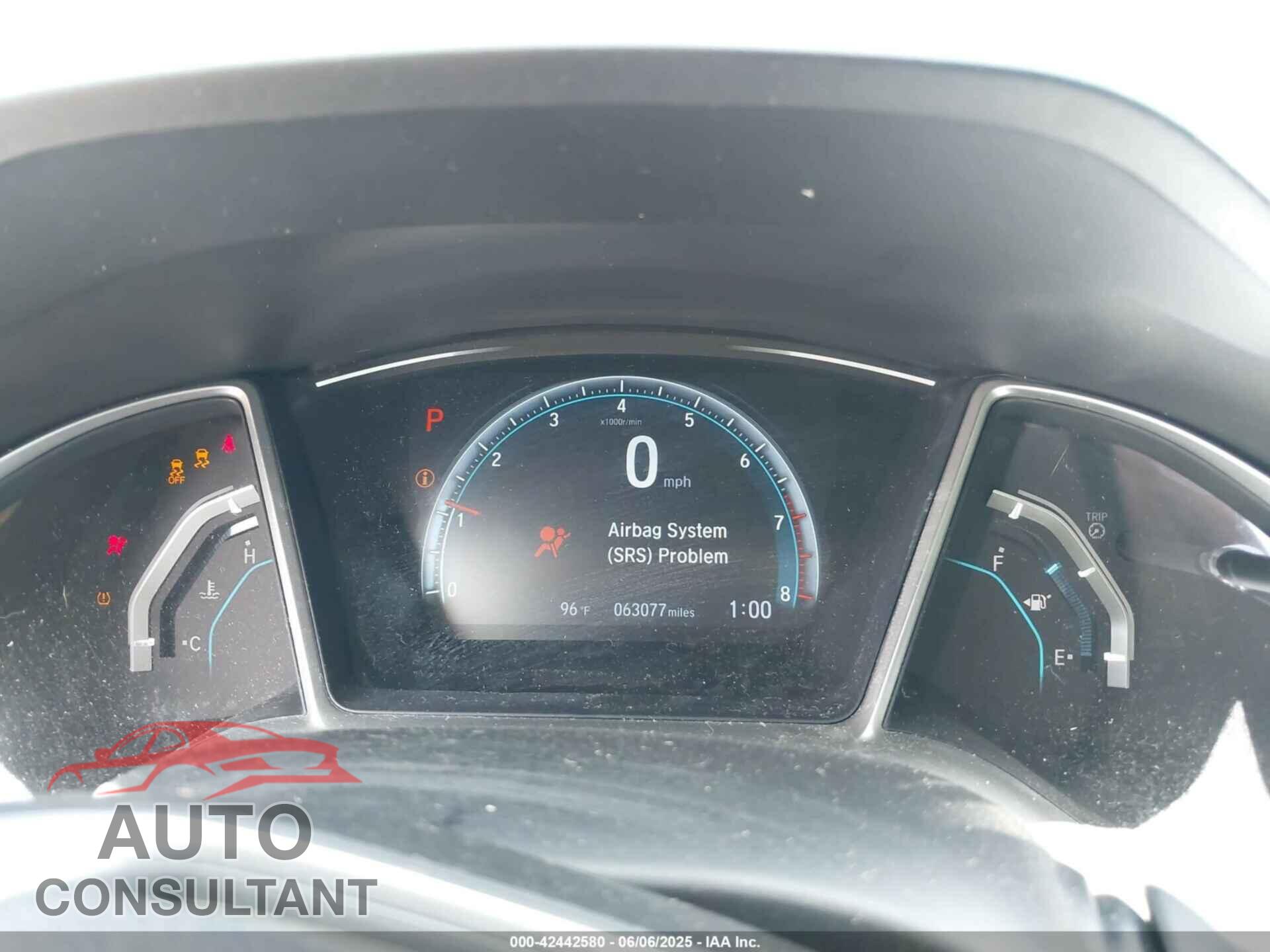 HONDA CIVIC 2018 - 2HGFC2F73JH607753