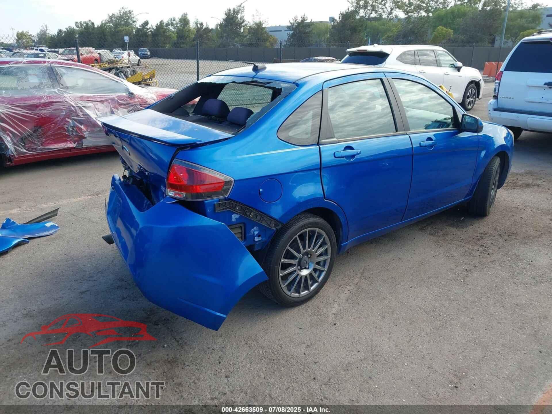 FORD FOCUS 2011 - 1FAHP3GN5BW166957