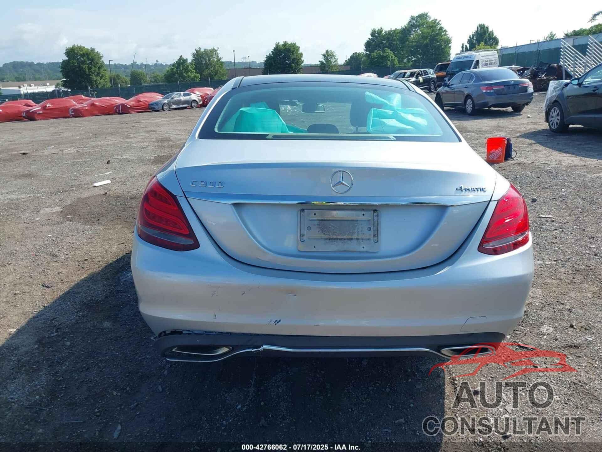 MERCEDES-BENZ C 2015 - 55SWF4KB2FU032942