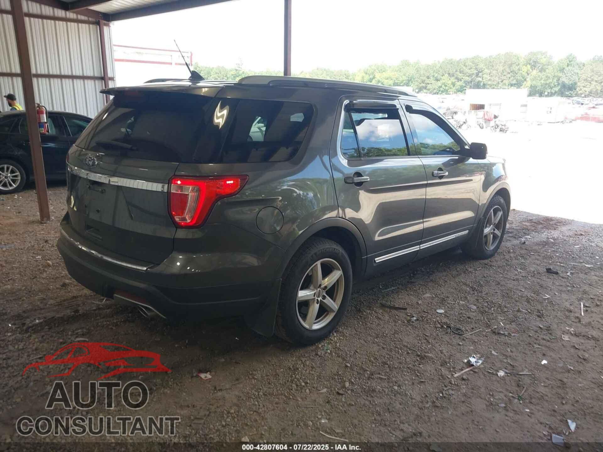 FORD EXPLORER 2018 - 1FM5K7D86JGB38798