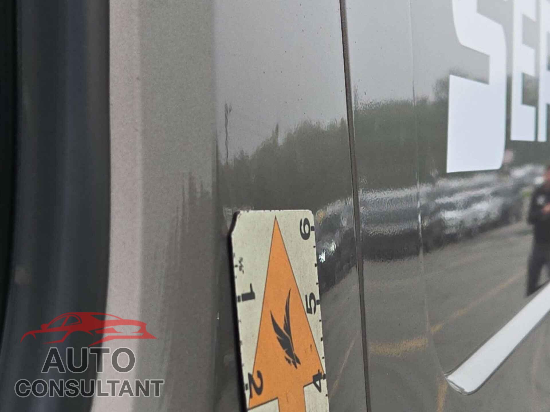 FORD TRANSIT 2018 - 1FTYR2CM1JKB10368