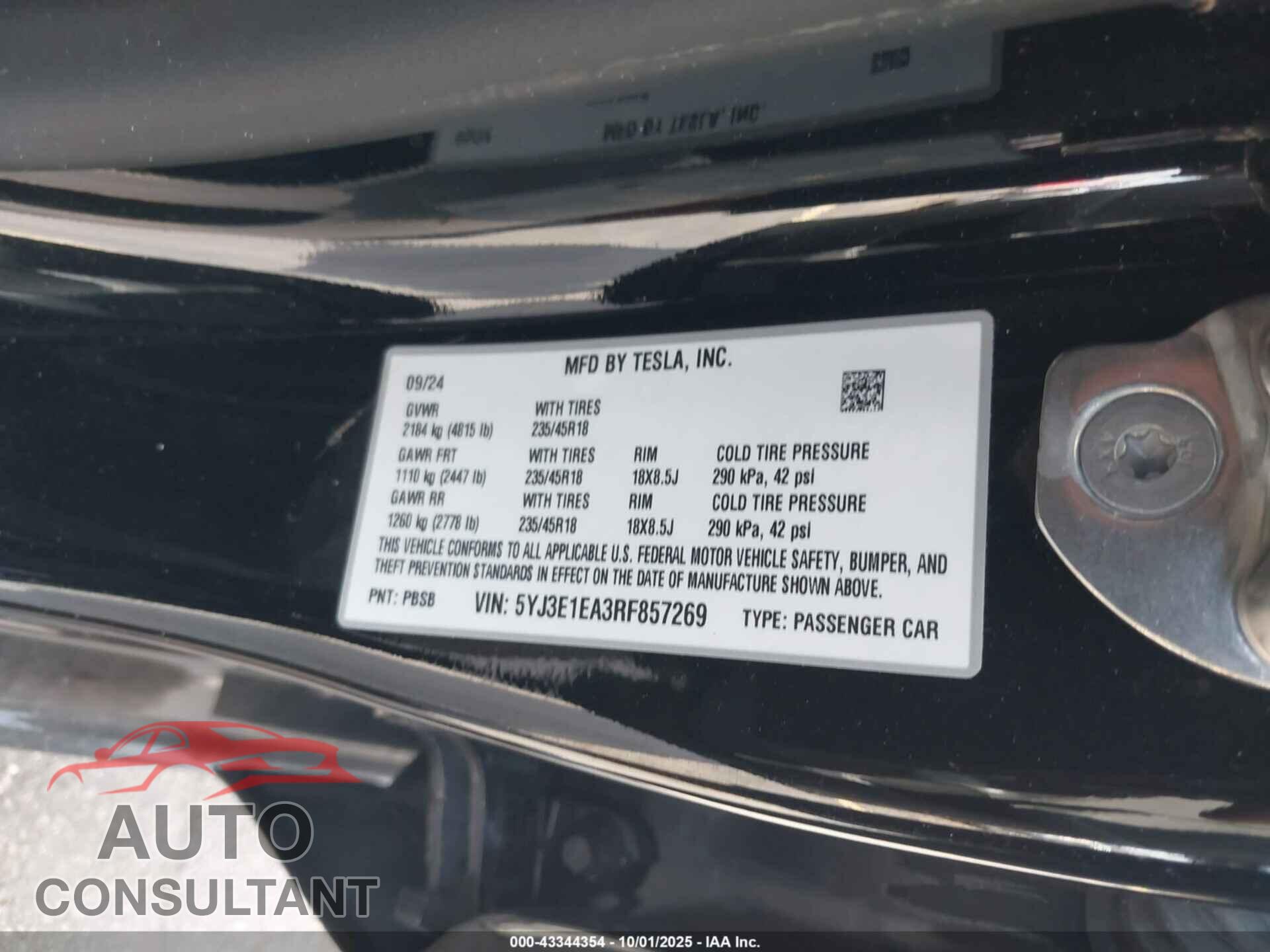 TESLA MODEL 3 2024 - 5YJ3E1EA3RF857269
