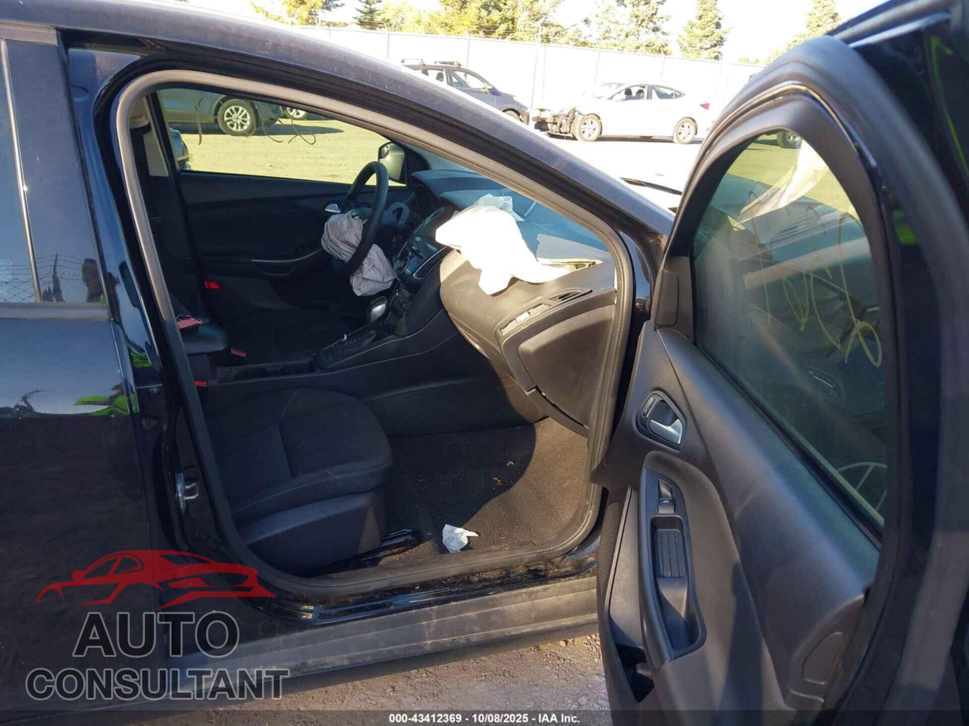 FORD FOCUS 2017 - 1FADP3H21HL270164