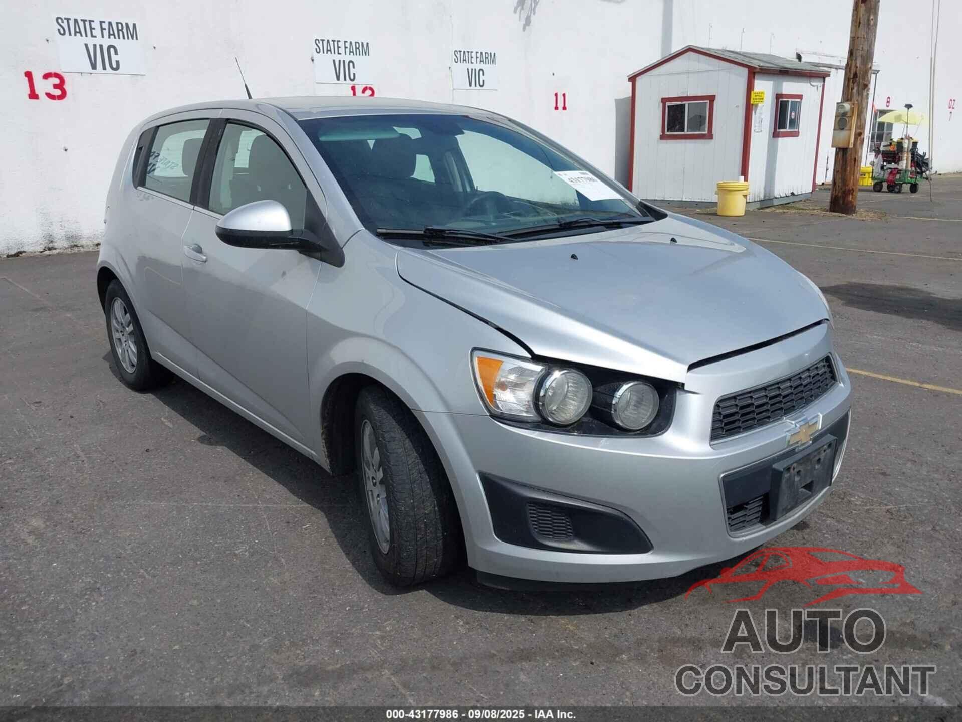 CHEVROLET SONIC 2013 - 1G1JC6SG7D4234300