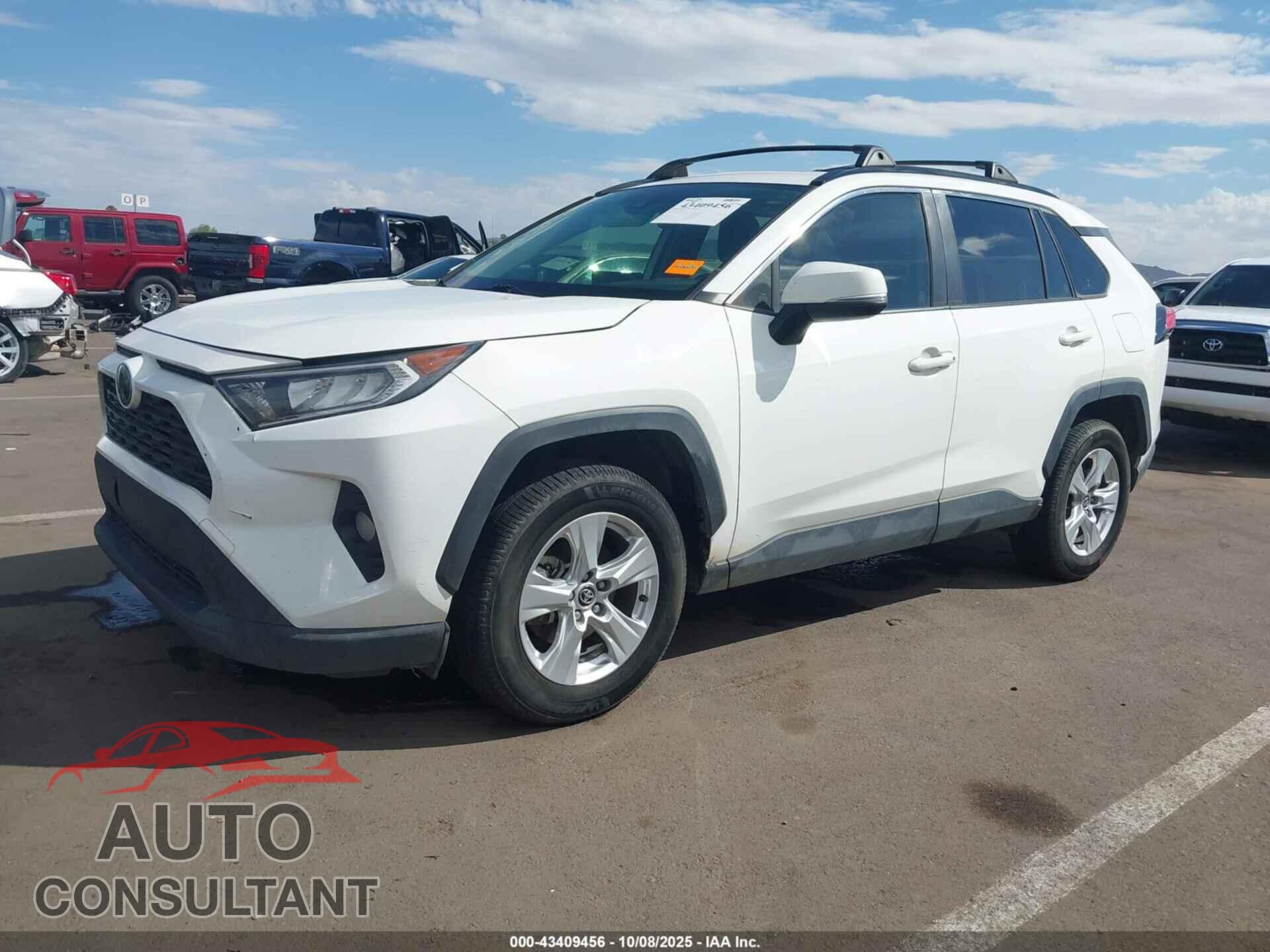 TOYOTA RAV4 2020 - JTMP1RFV5LD525314