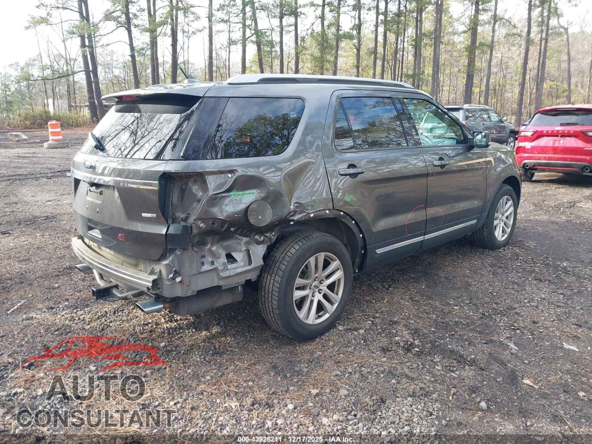 FORD EXPLORER 2018 - 1FM5K8DH3JGB01911