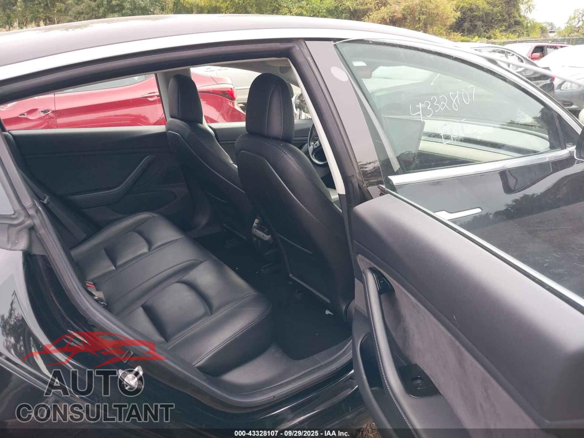 TESLA MODEL 3 2018 - 5YJ3E1EA9JF046855