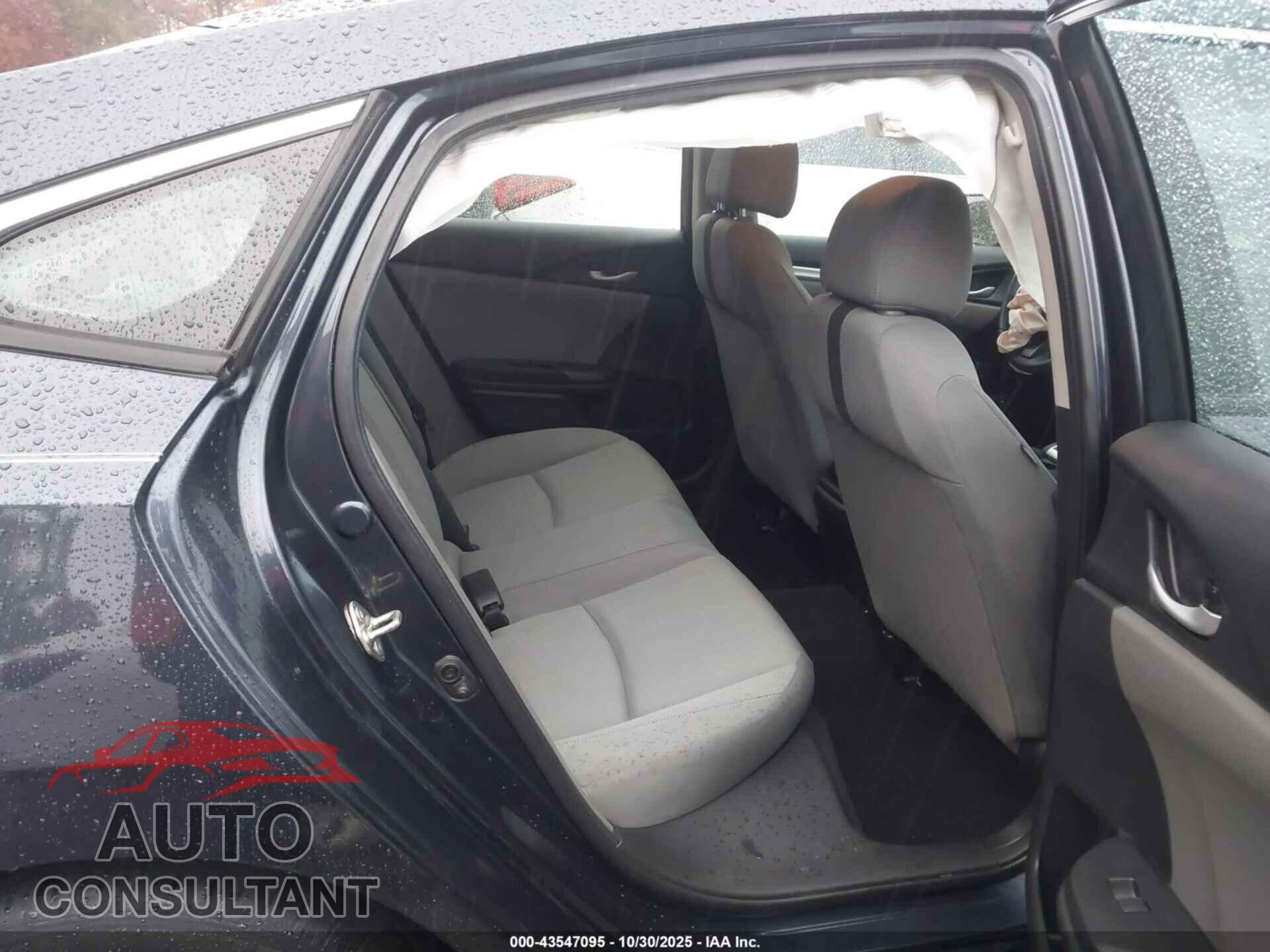 HONDA CIVIC 2017 - 2HGFC2F52HH552009