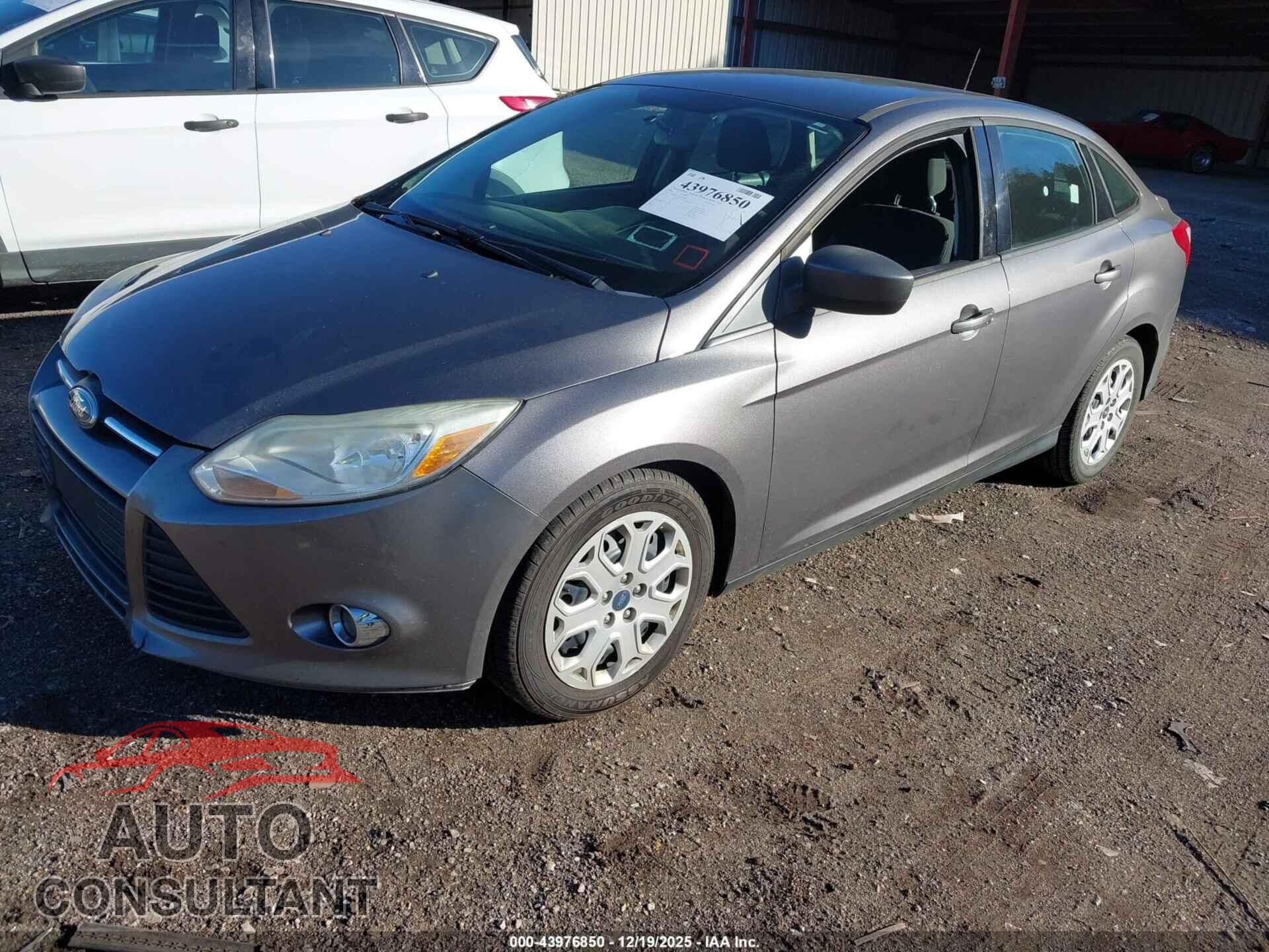 FORD FOCUS 2012 - 1FAHP3F2XCL298087