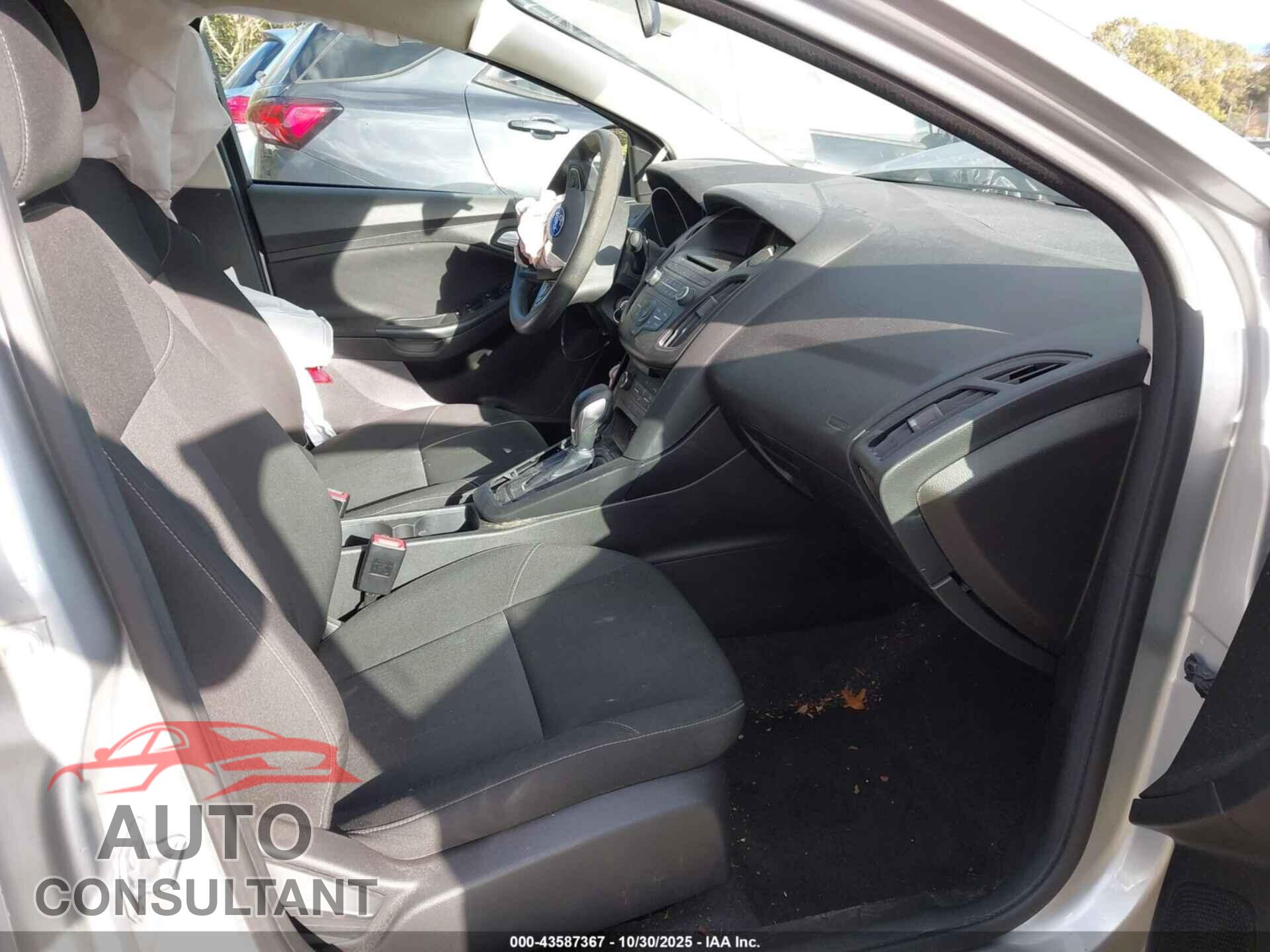 FORD FOCUS 2017 - 1FADP3F2XHL208667