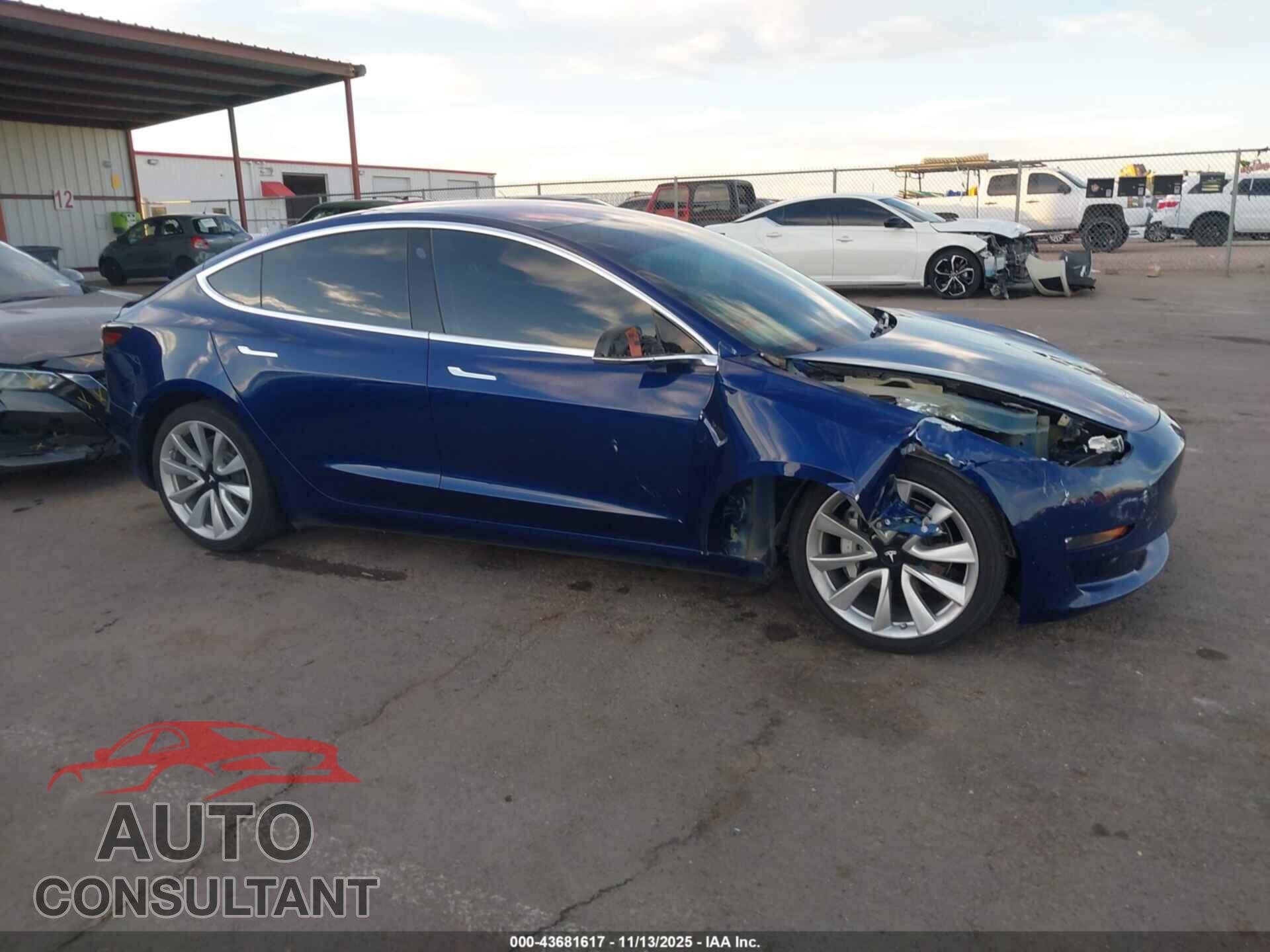 TESLA MODEL 3 2018 - 5YJ3E1EBXJF063690