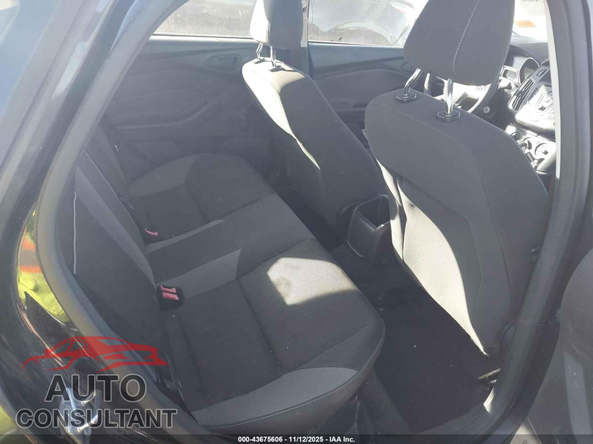 FORD FOCUS 2014 - 1FADP3E29EL223920