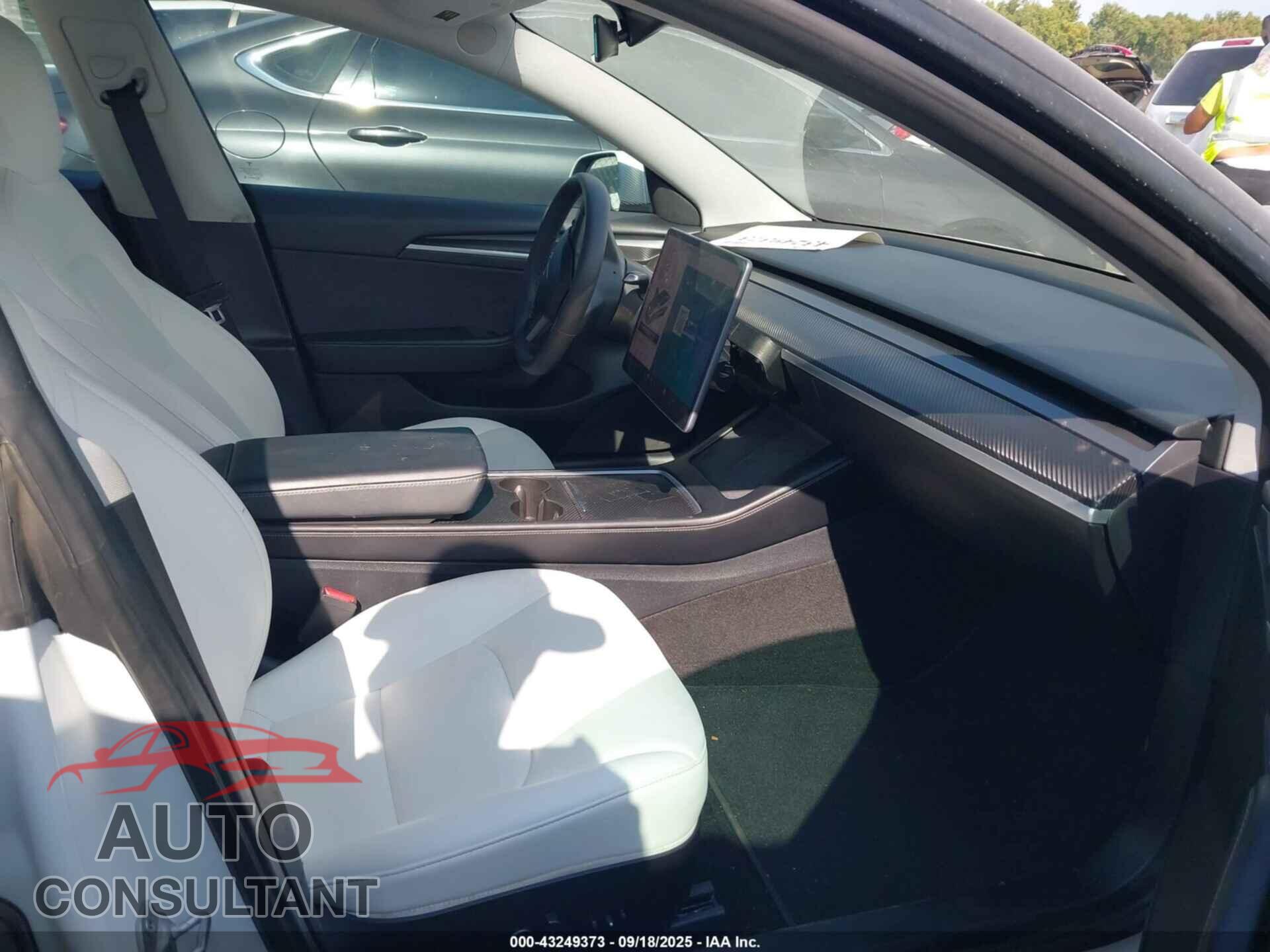 TESLA MODEL 3 2021 - 5YJ3E1EB7MF981367