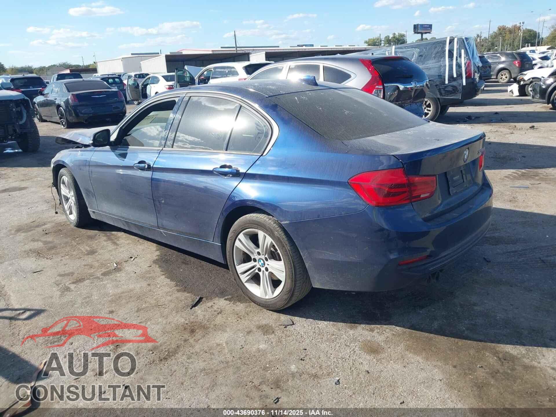 BMW 328I 2016 - WBA8E9G55GNU28165