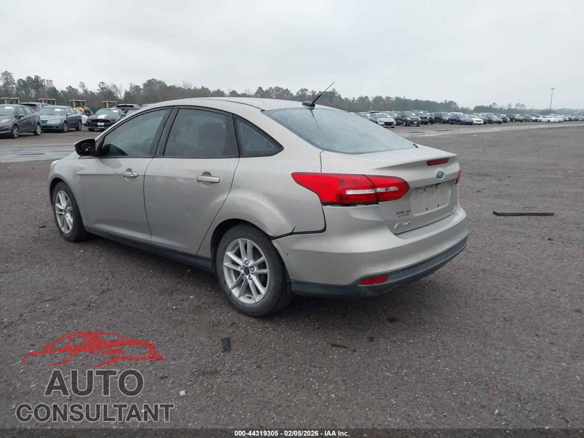 FORD FOCUS 2016 - 1FADP3F24GL242148
