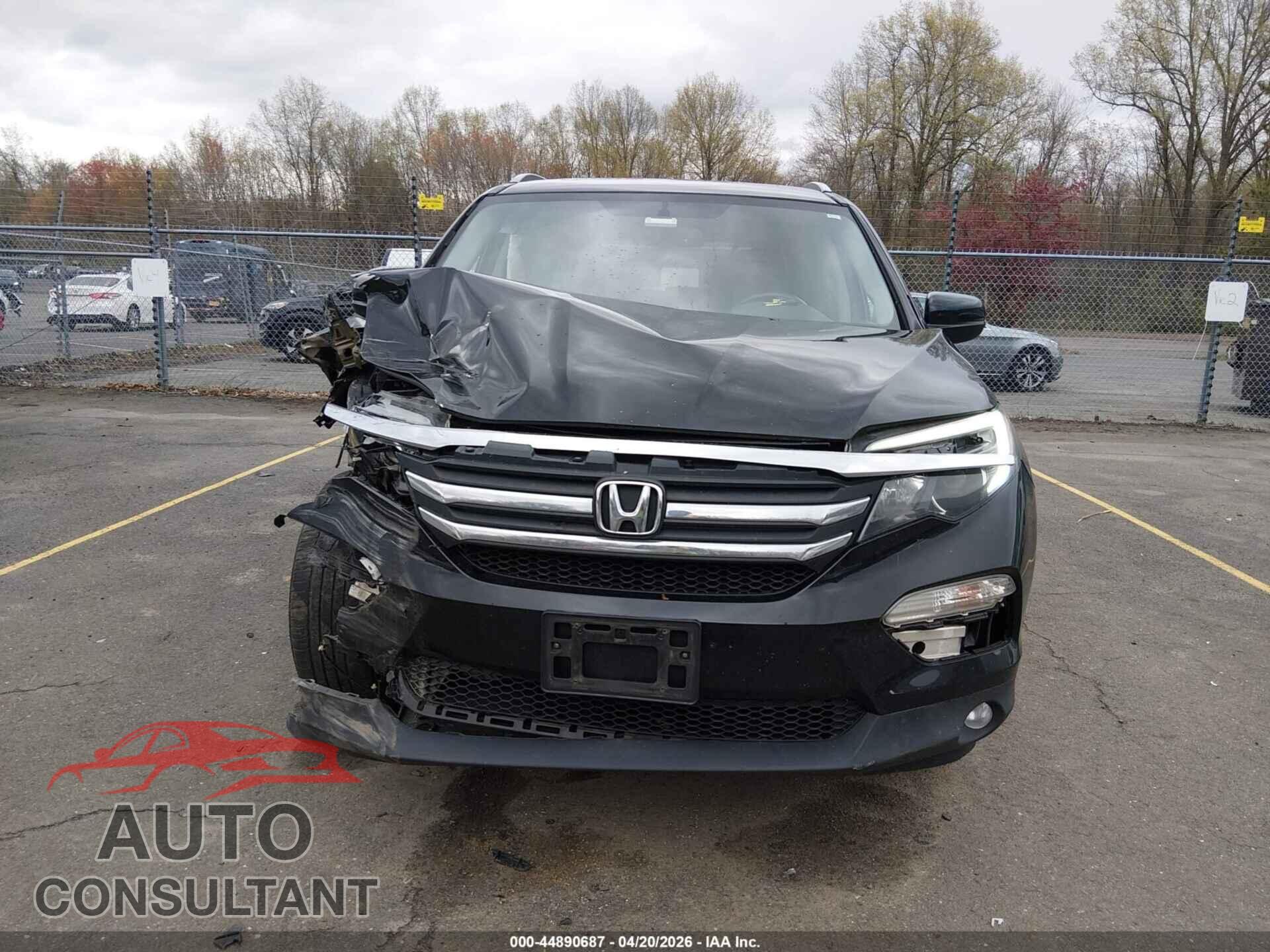 HONDA PILOT 2017 - 5FNYF6H5XHB024355