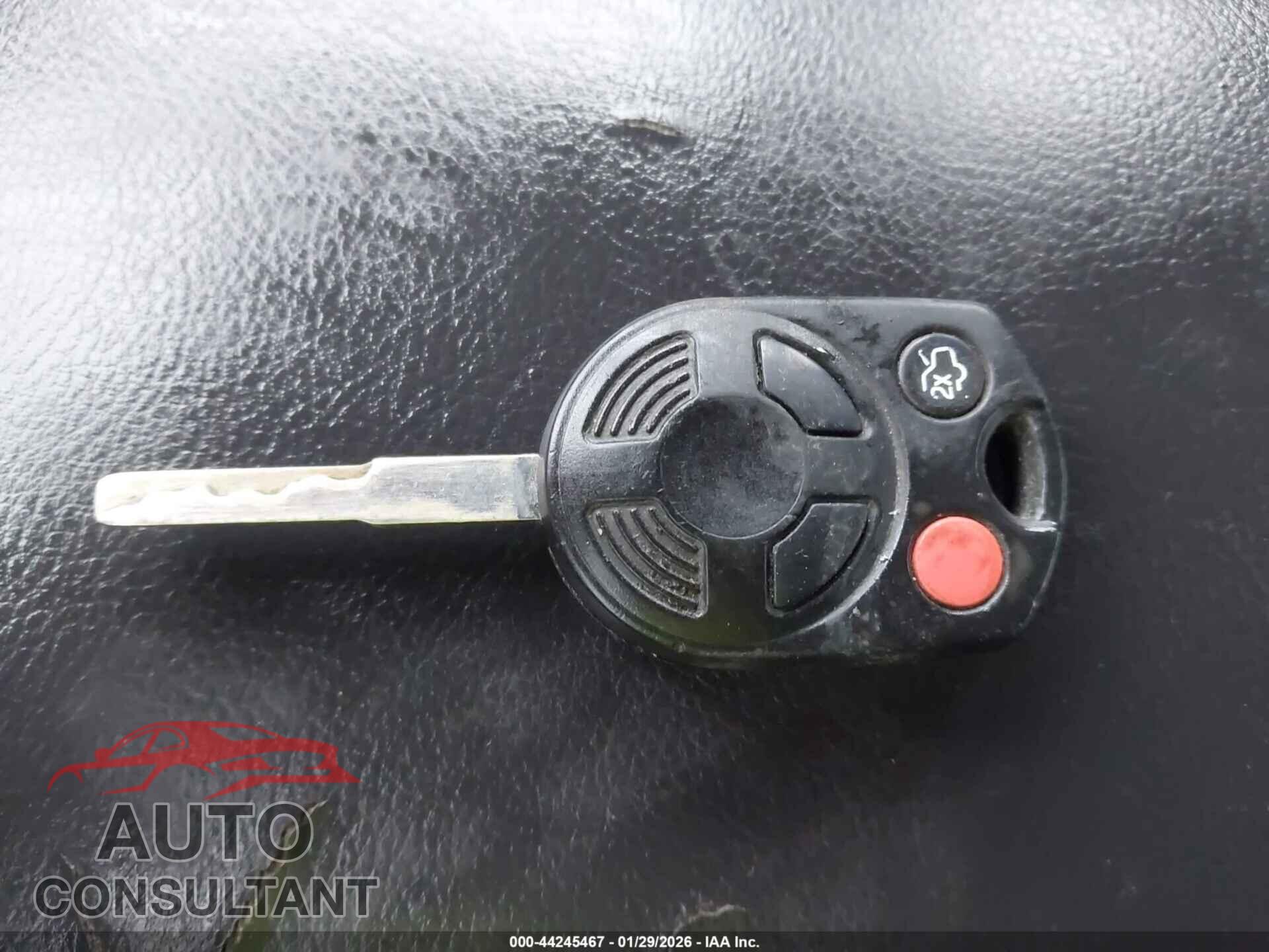 FORD FOCUS 2014 - 1FADP3F2XEL139443