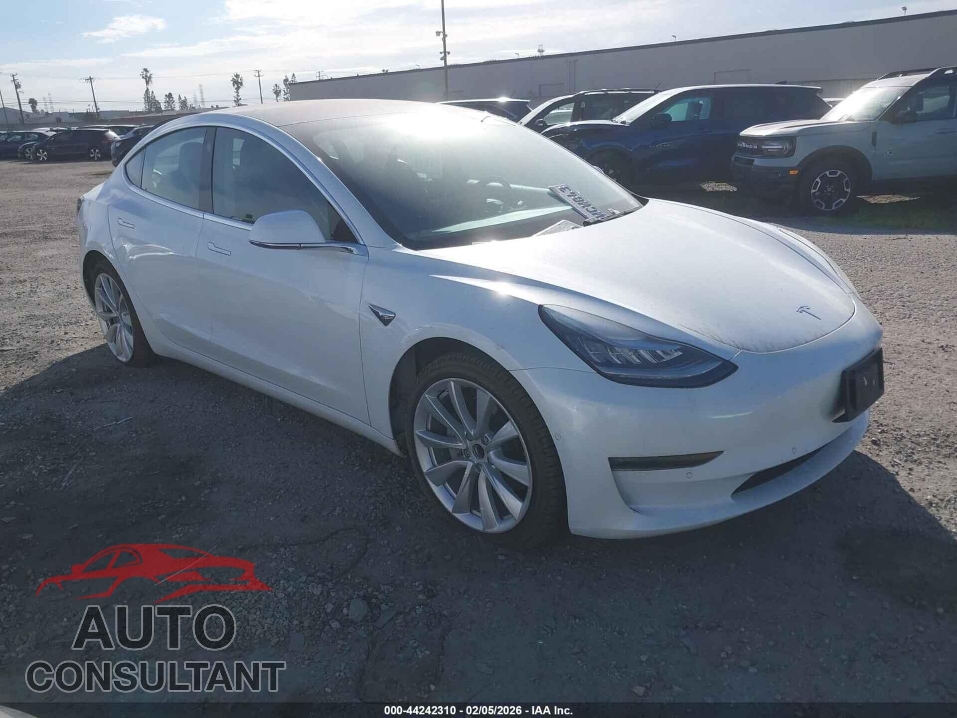 TESLA MODEL 3 2018 - 5YJ3E1EAXJF126472
