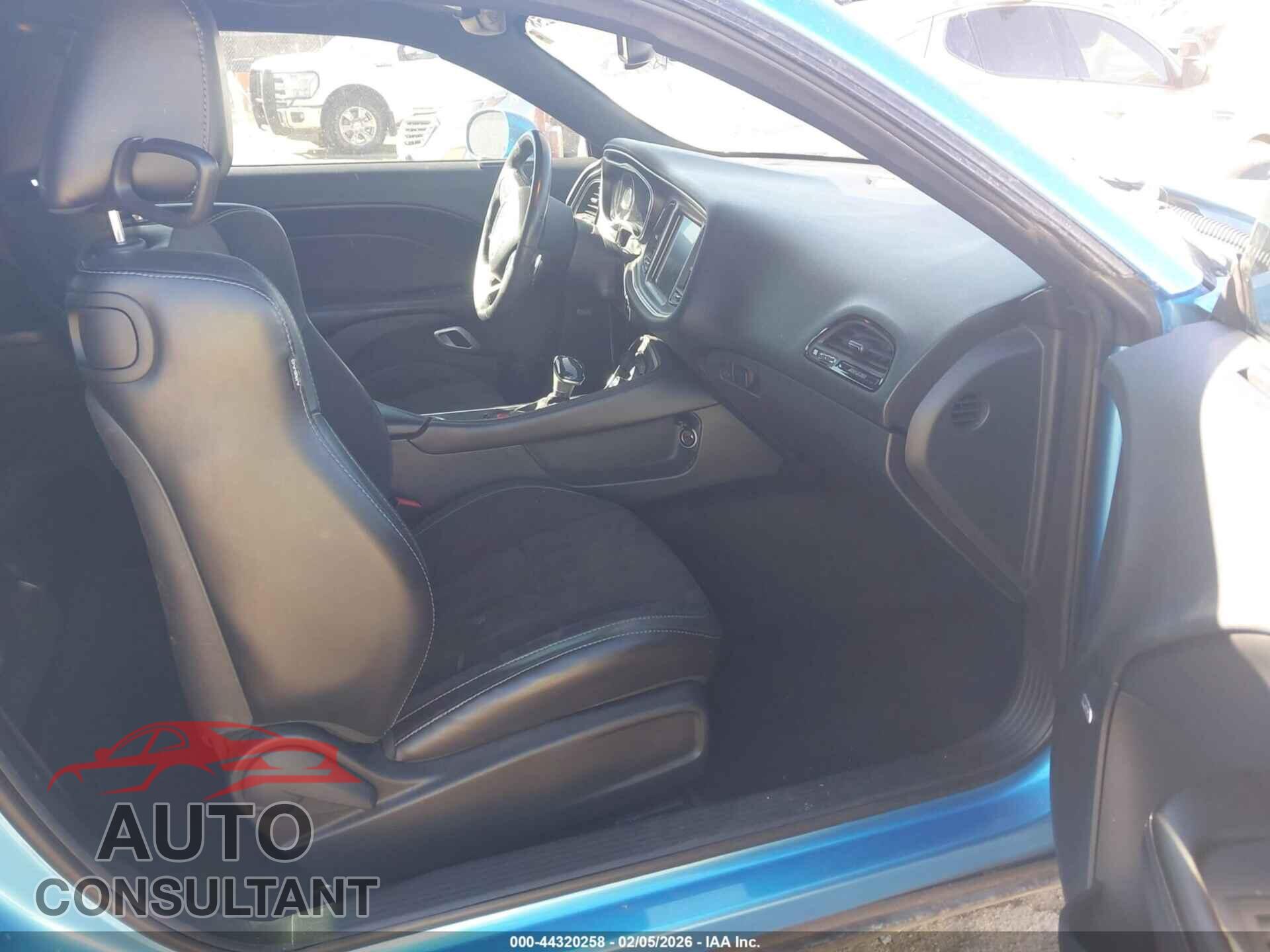 DODGE CHALLENGER 2015 - 2C3CDZFJ0FH888232