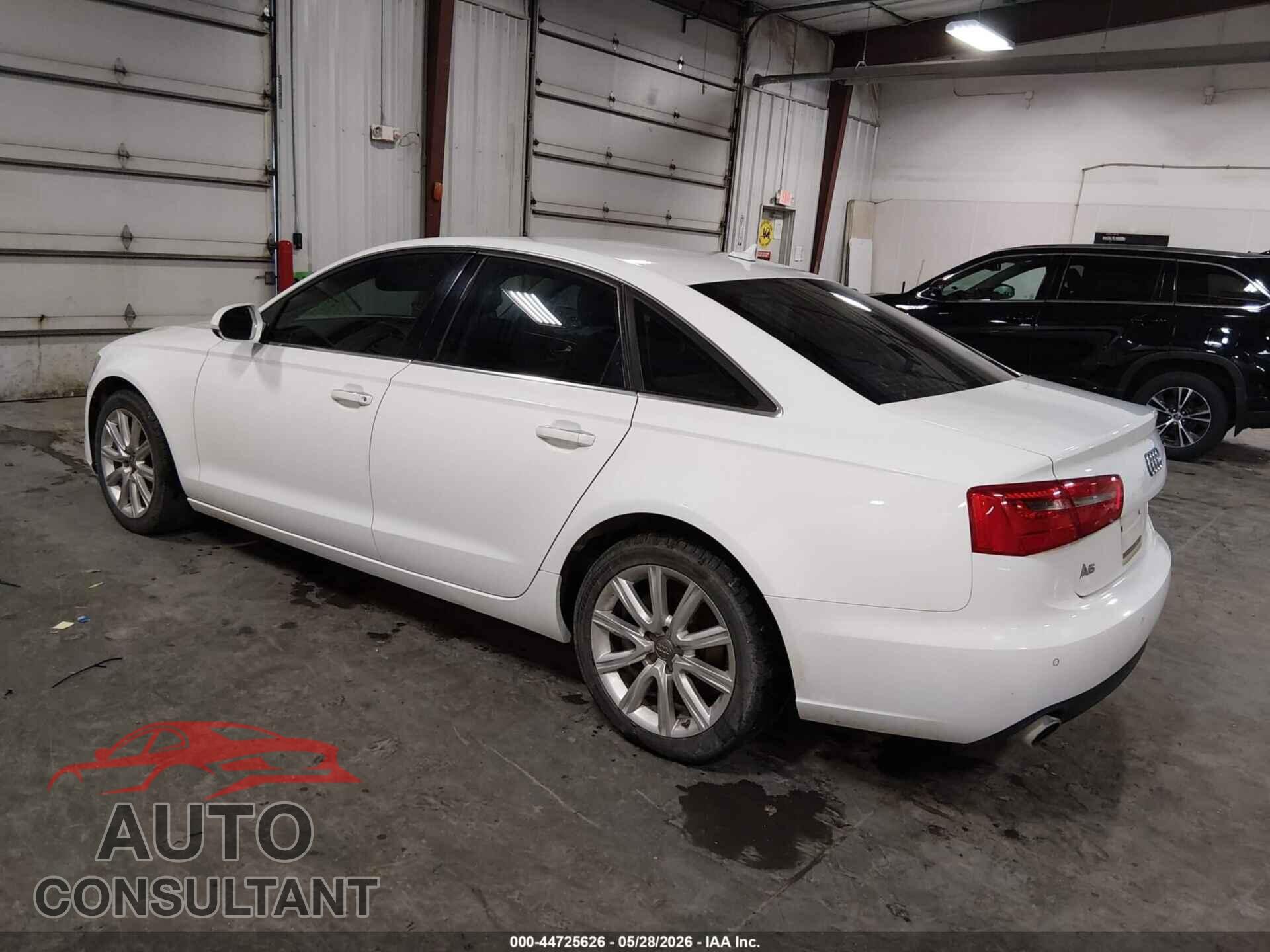 AUDI A6 2013 - WAUGFAFC8DN058156