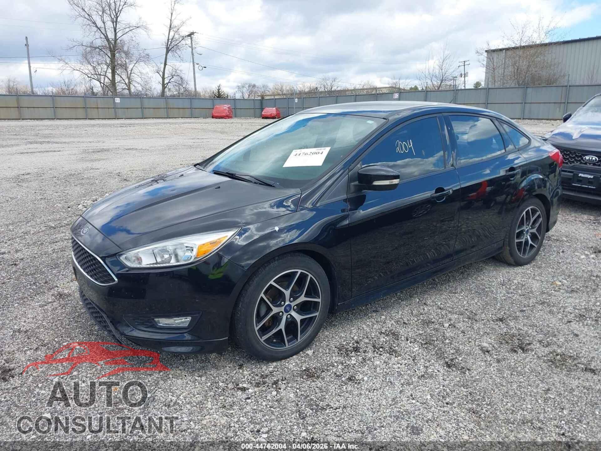 FORD FOCUS 2017 - 1FADP3F23HL239680