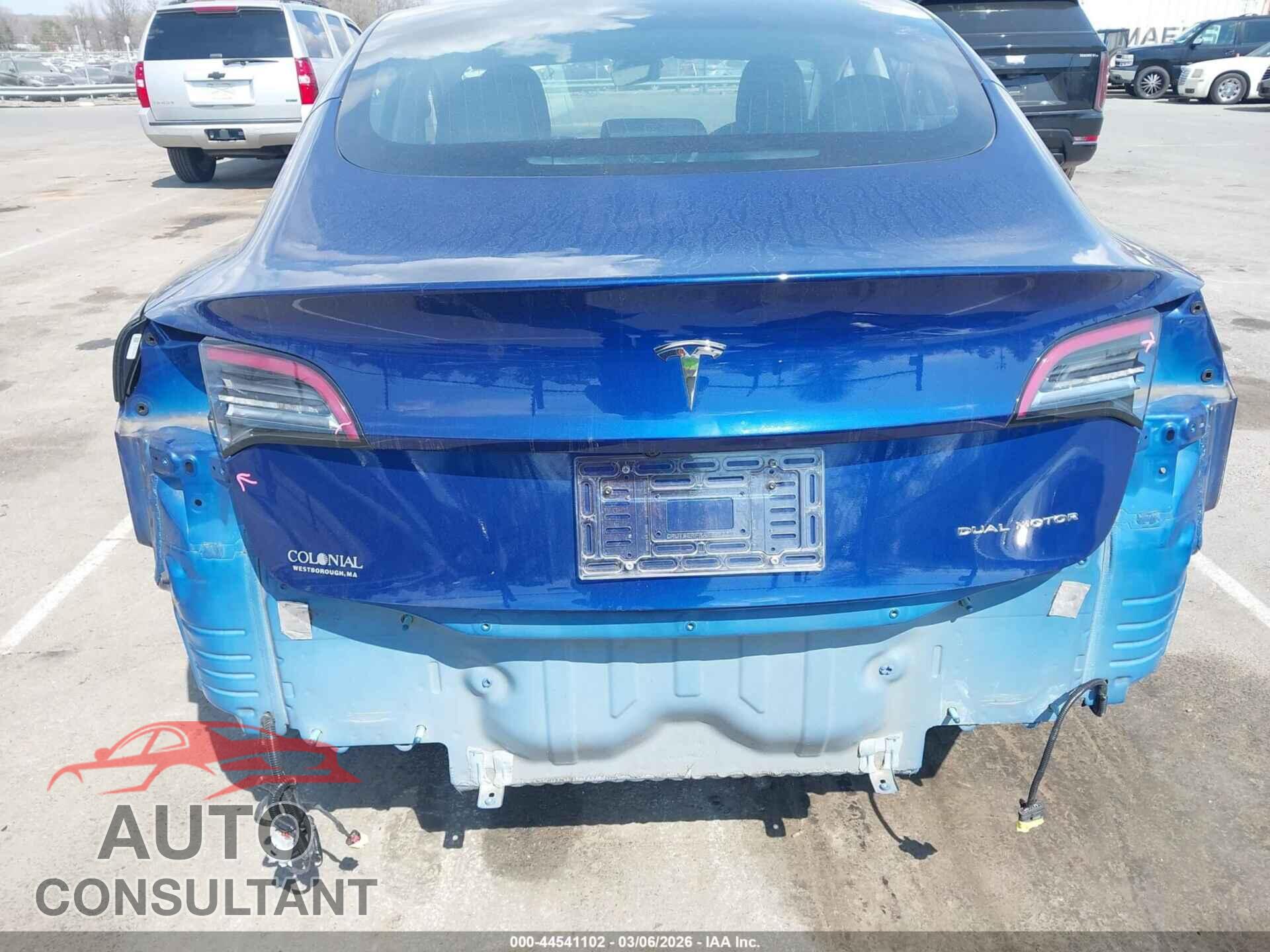 TESLA MODEL 3 2020 - 5YJ3E1EB3LF711244