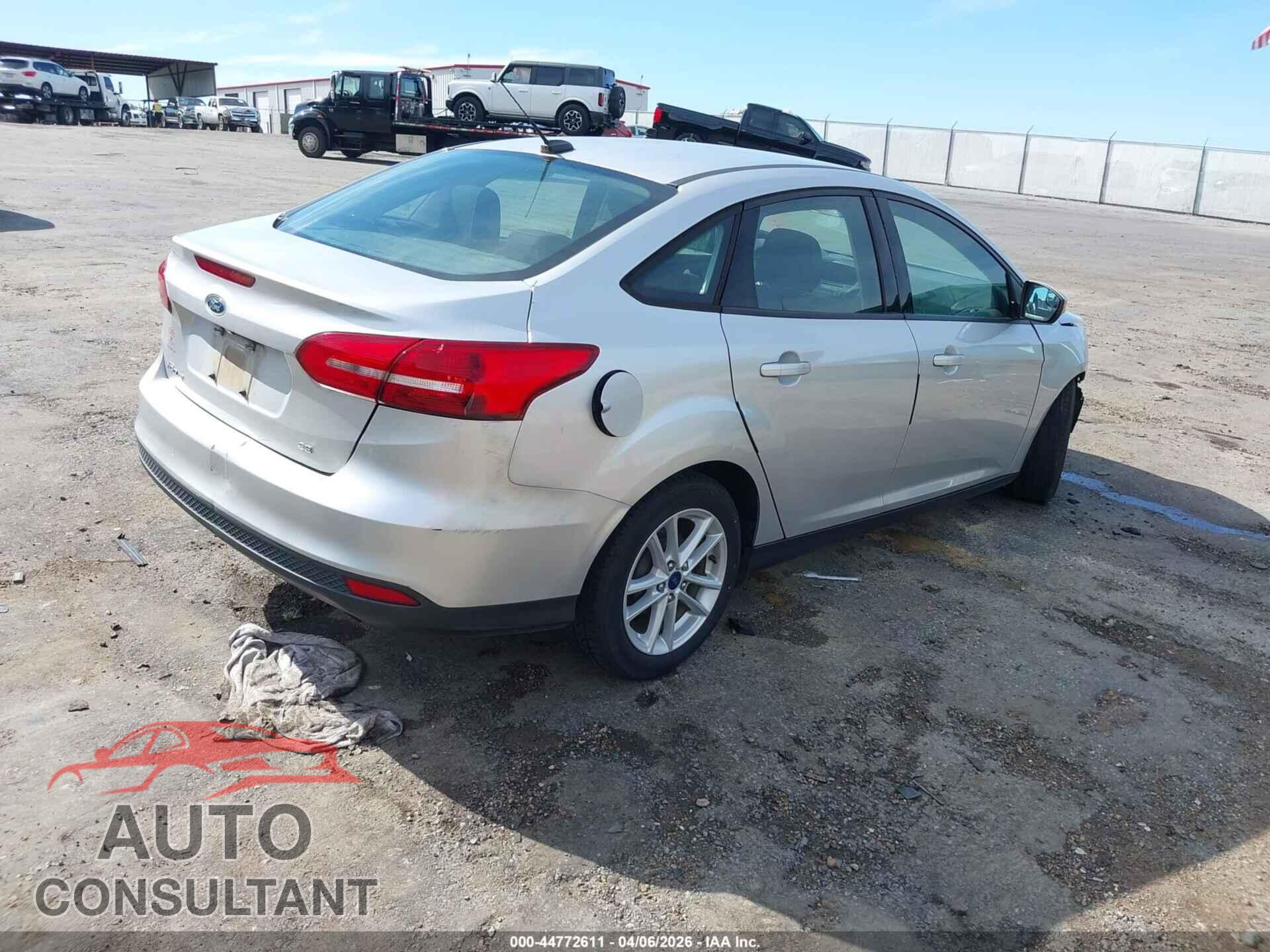 FORD FOCUS 2017 - 1FADP3F20HL248658