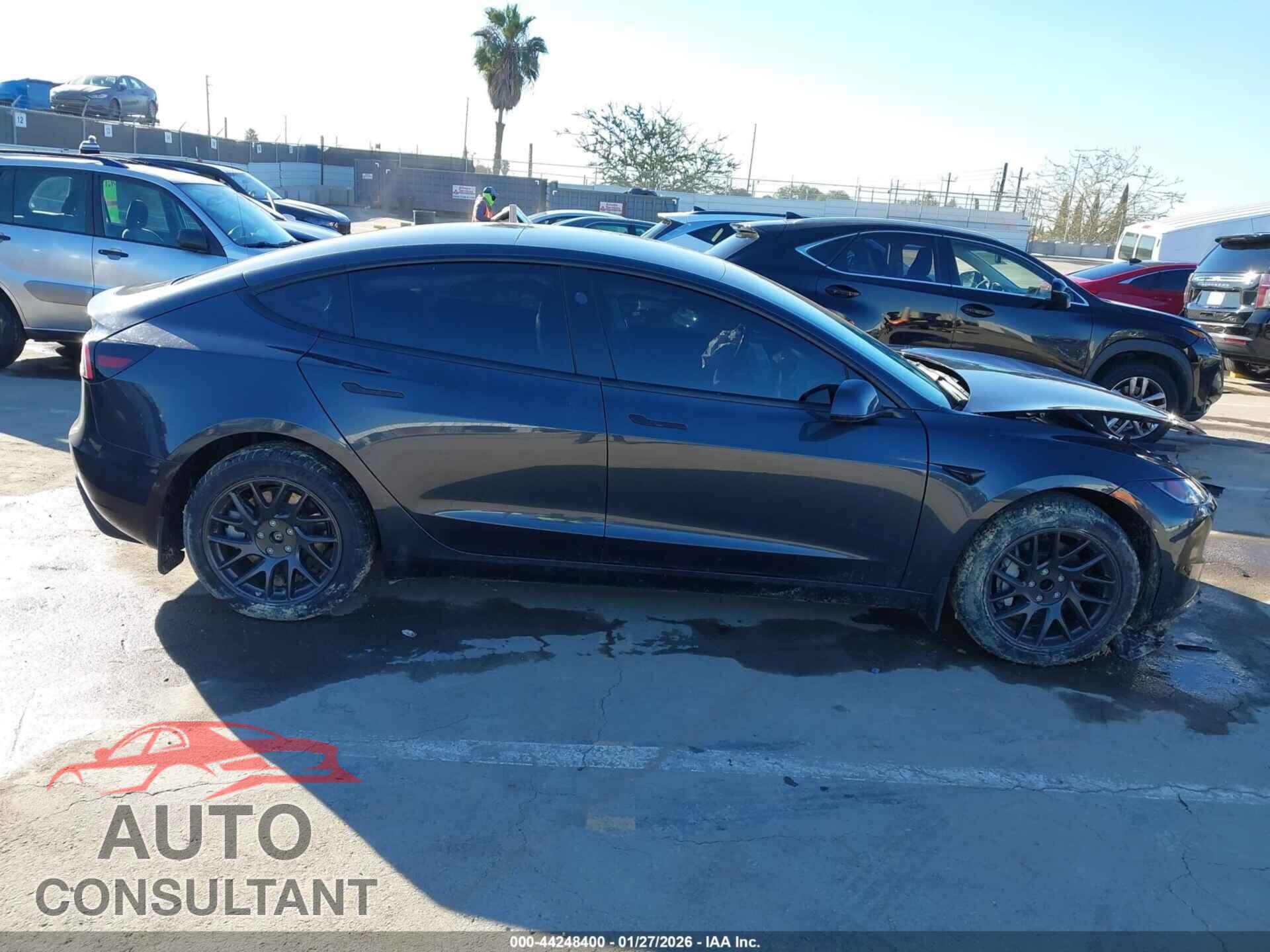 TESLA MODEL 3 2026 - 5YJ3E1EA3TF130091