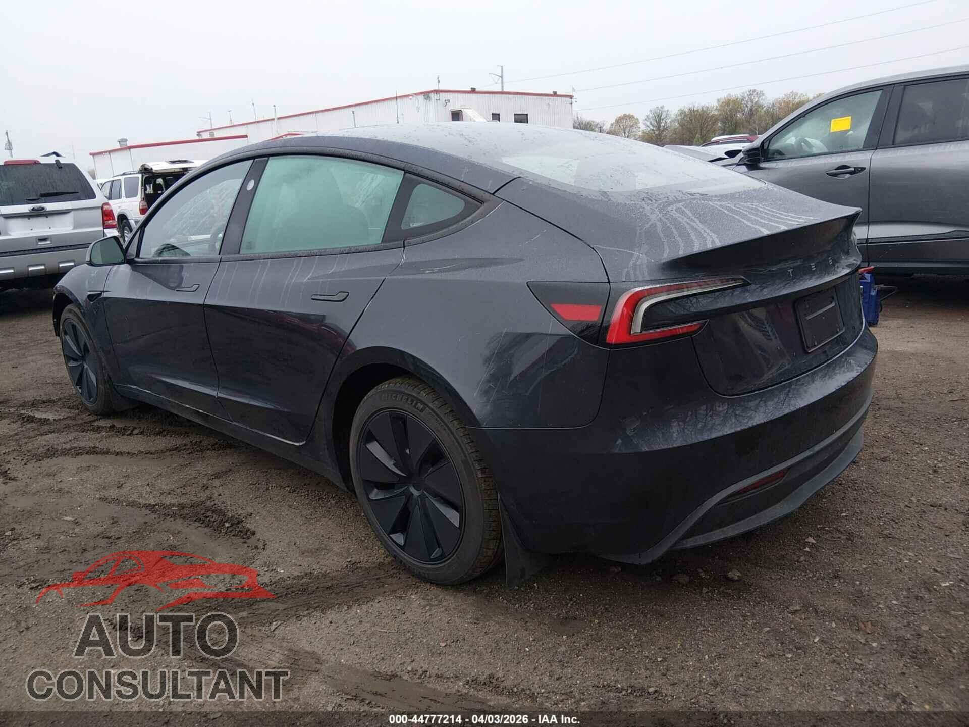 TESLA MODEL 3 2024 - 5YJ3E1EA2RF871020