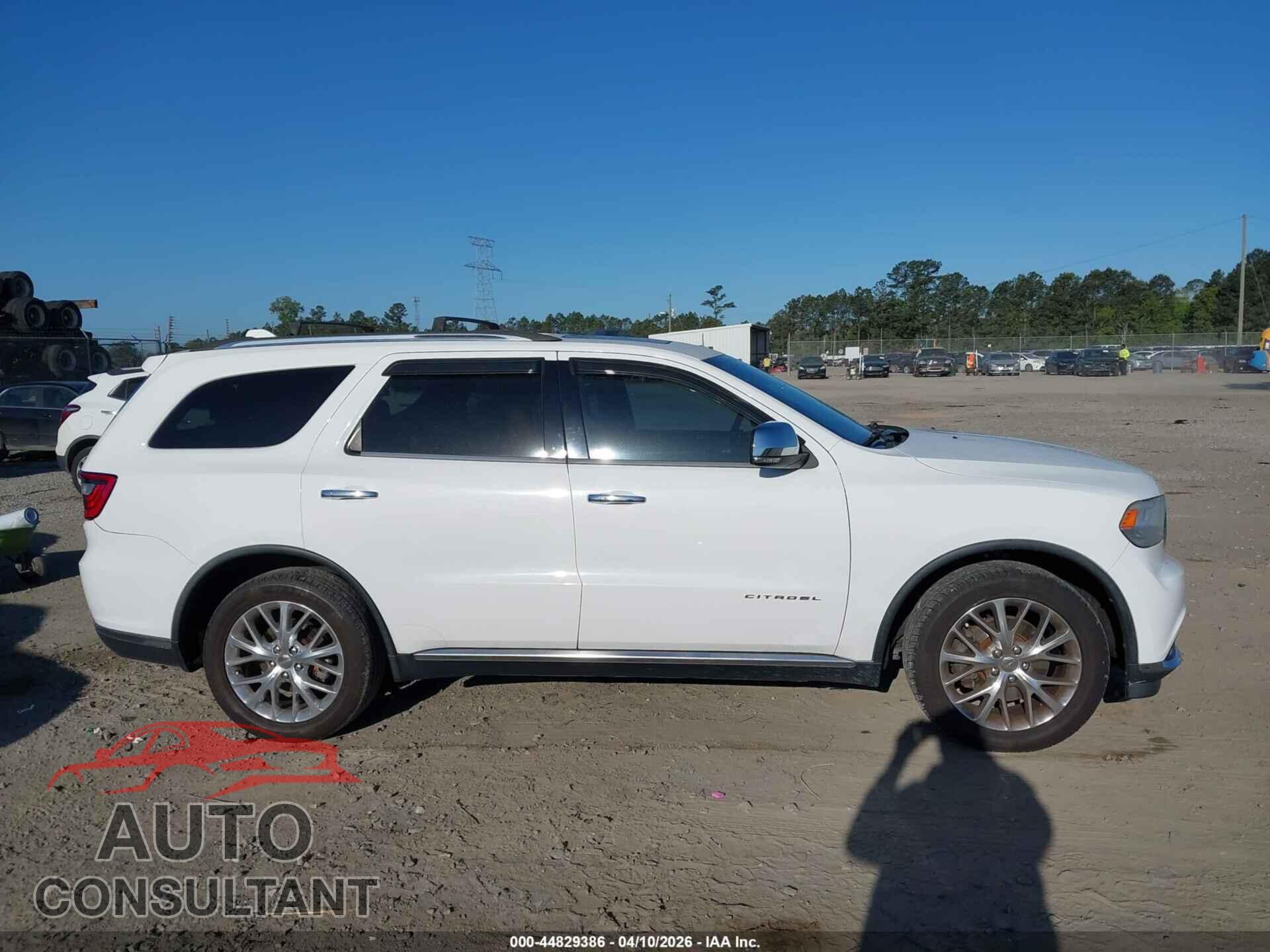 DODGE DURANGO 2015 - 1C4SDJETXFC202955
