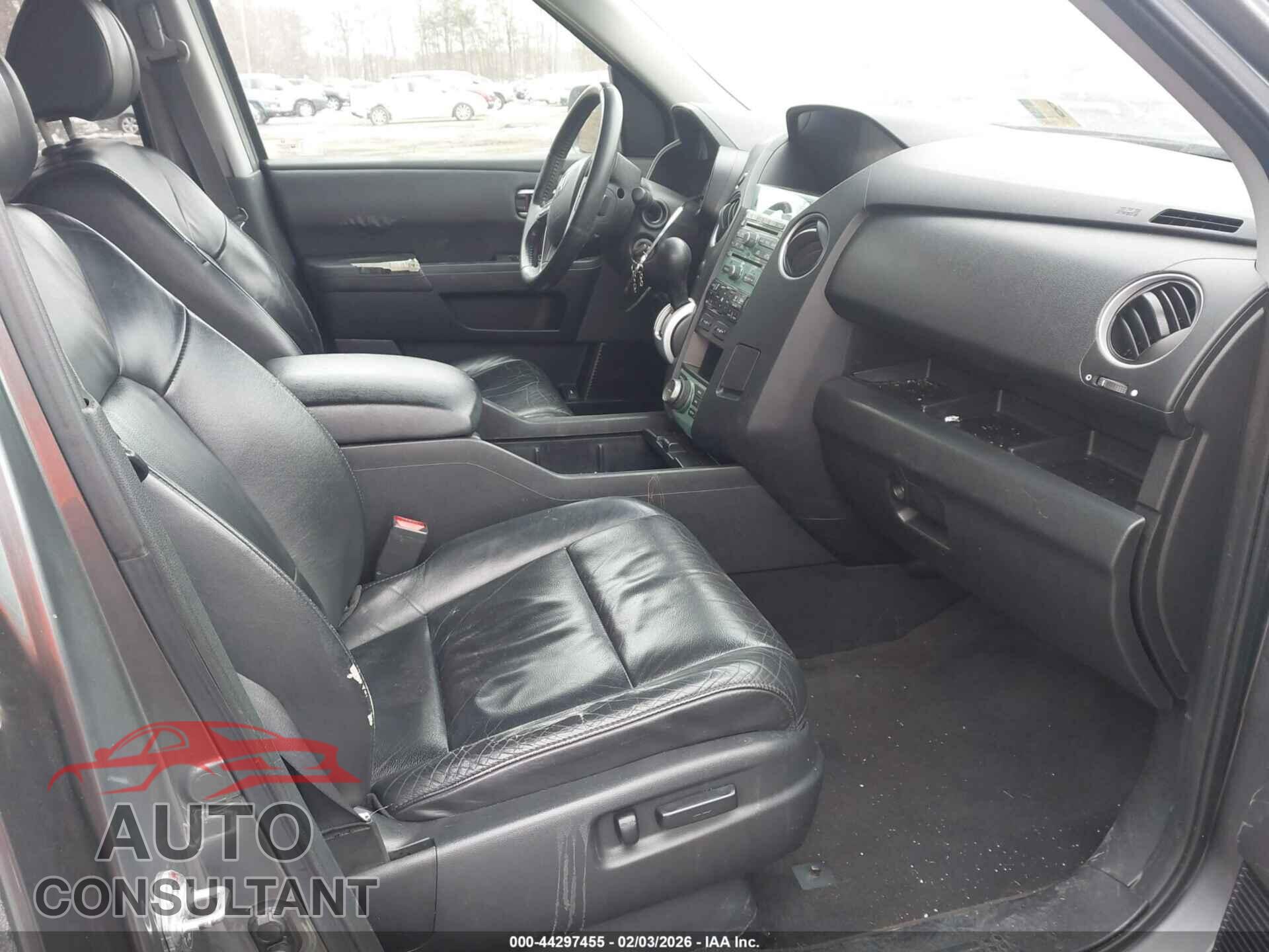 HONDA PILOT 2009 - 5FNYF48999B013744