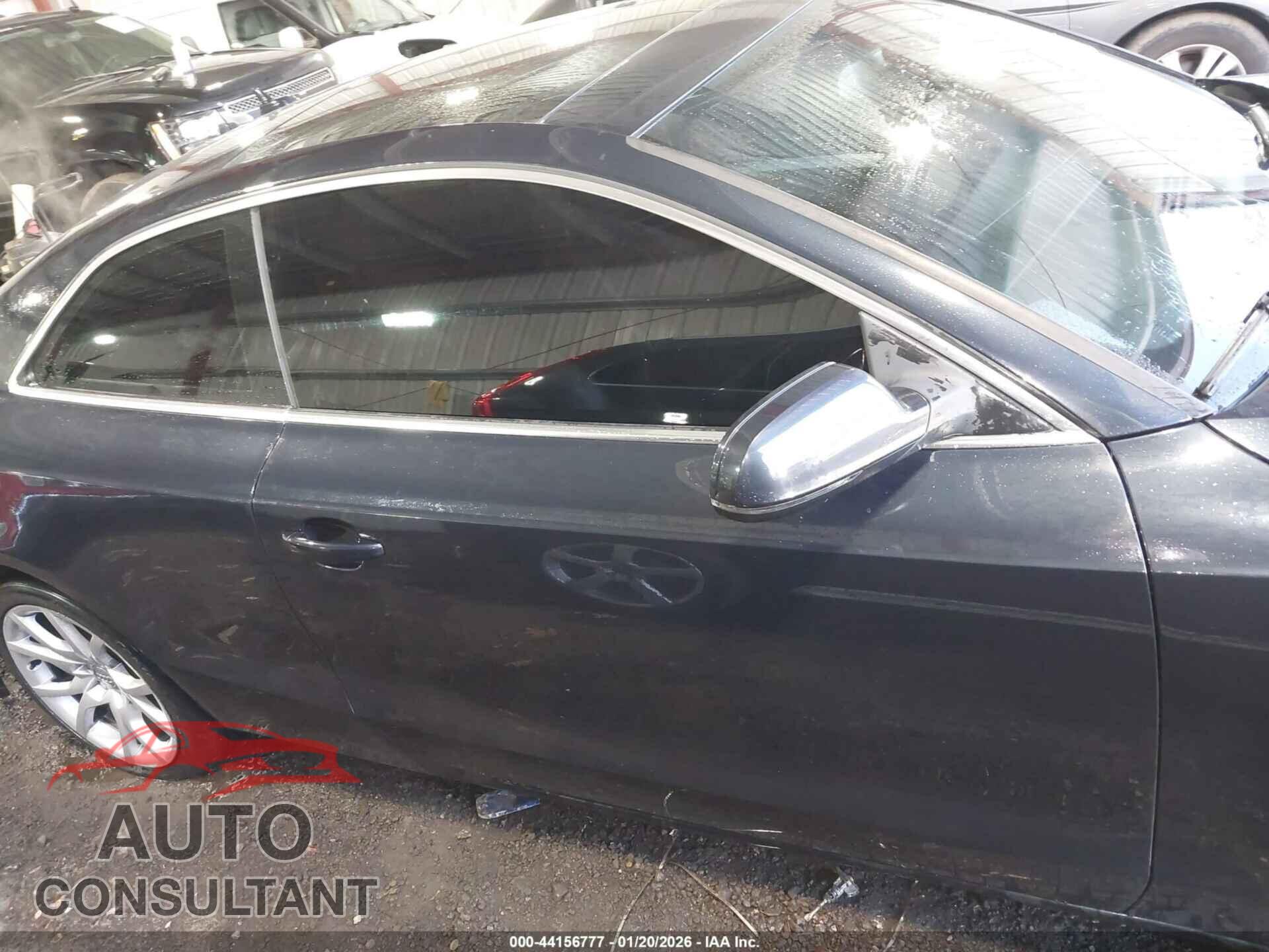 AUDI A5 2012 - WAULFAFR5CA019159