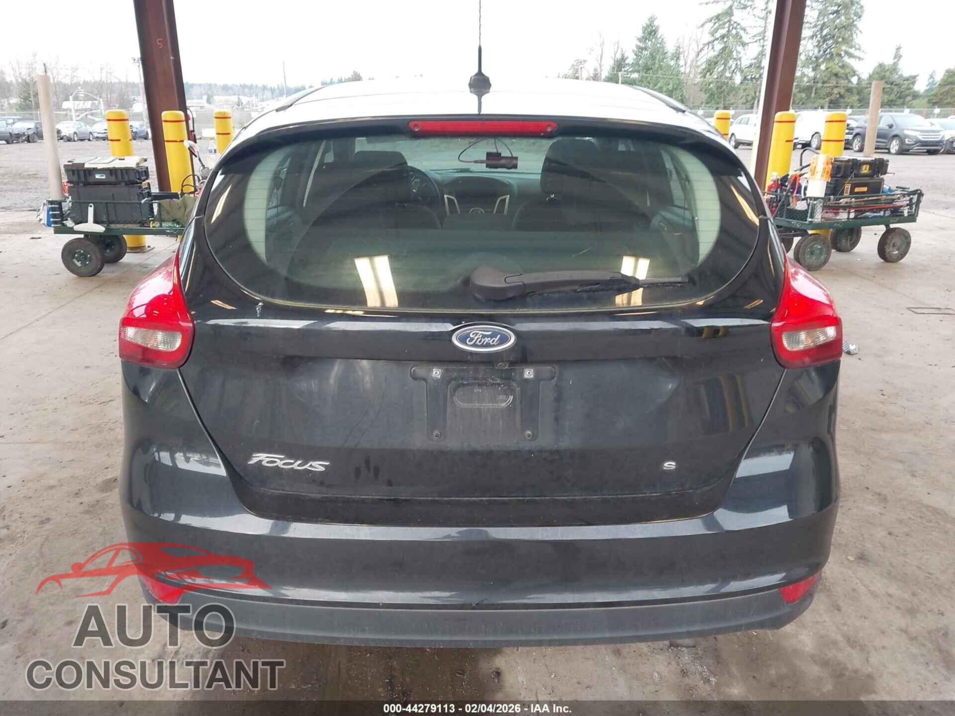 FORD FOCUS 2017 - 1FADP3K21HL218039