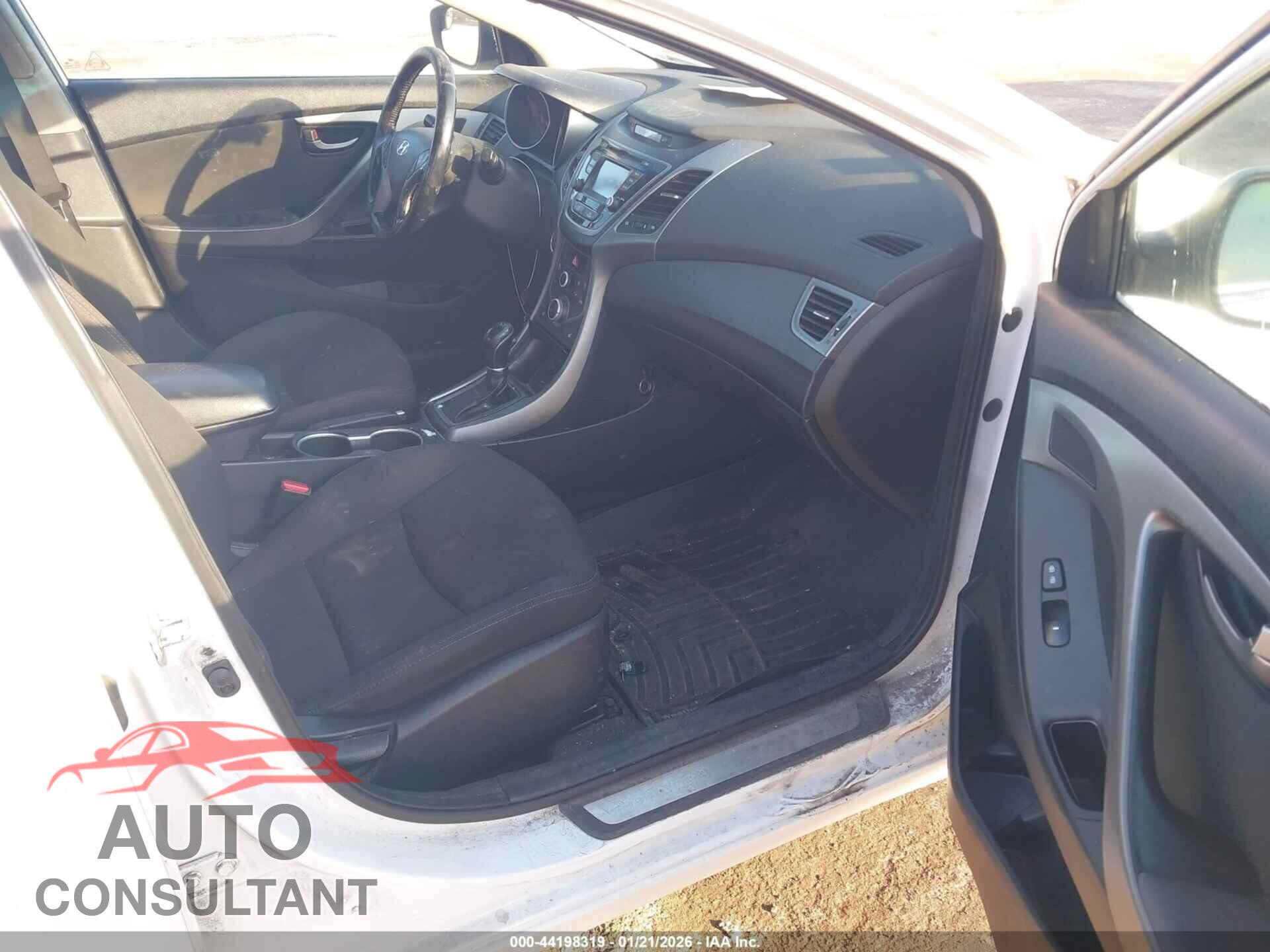 HYUNDAI ELANTRA 2016 - 5NPDH4AE5GH723402