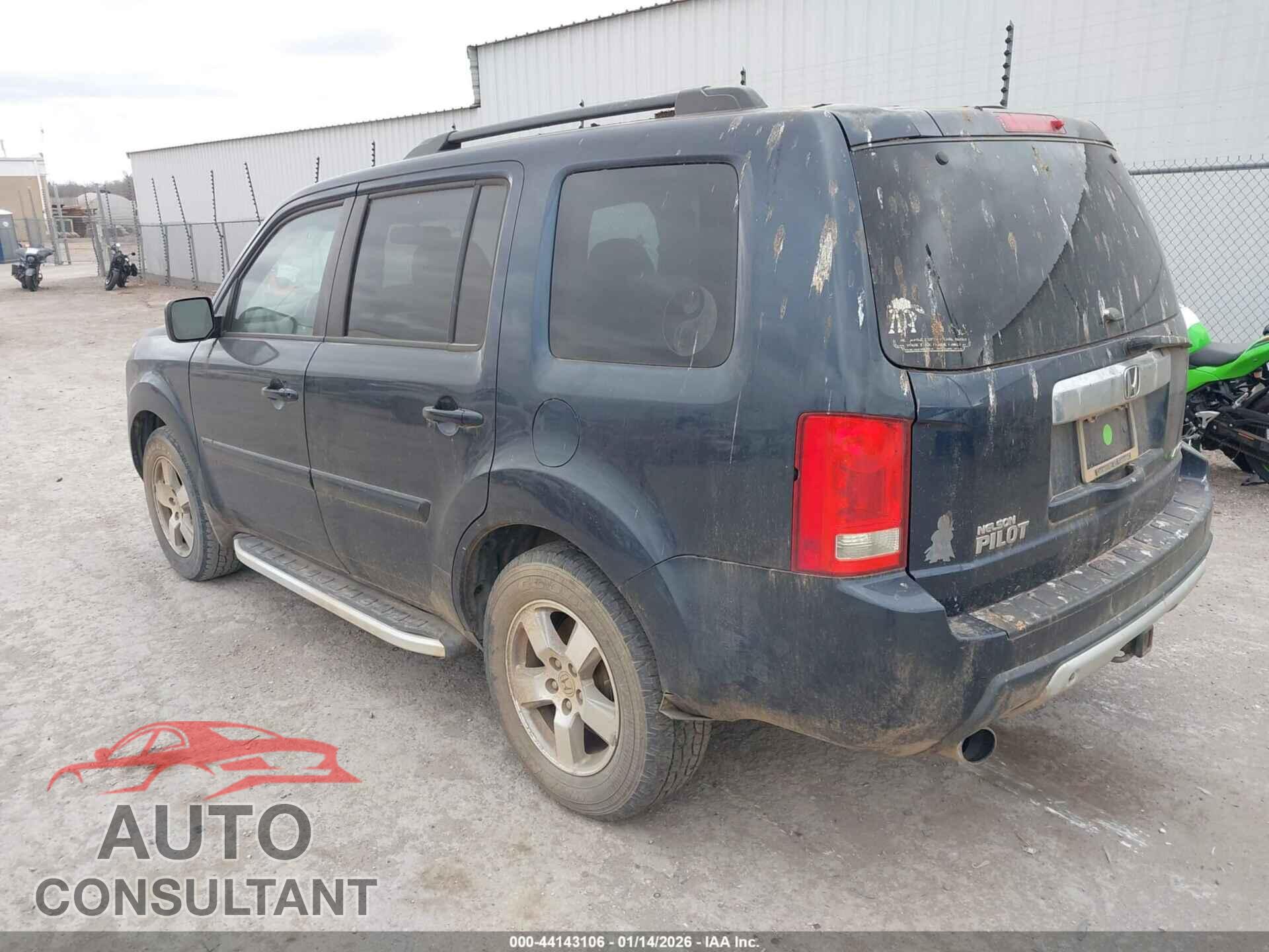 HONDA PILOT 2011 - 5FNYF4H77BB067872