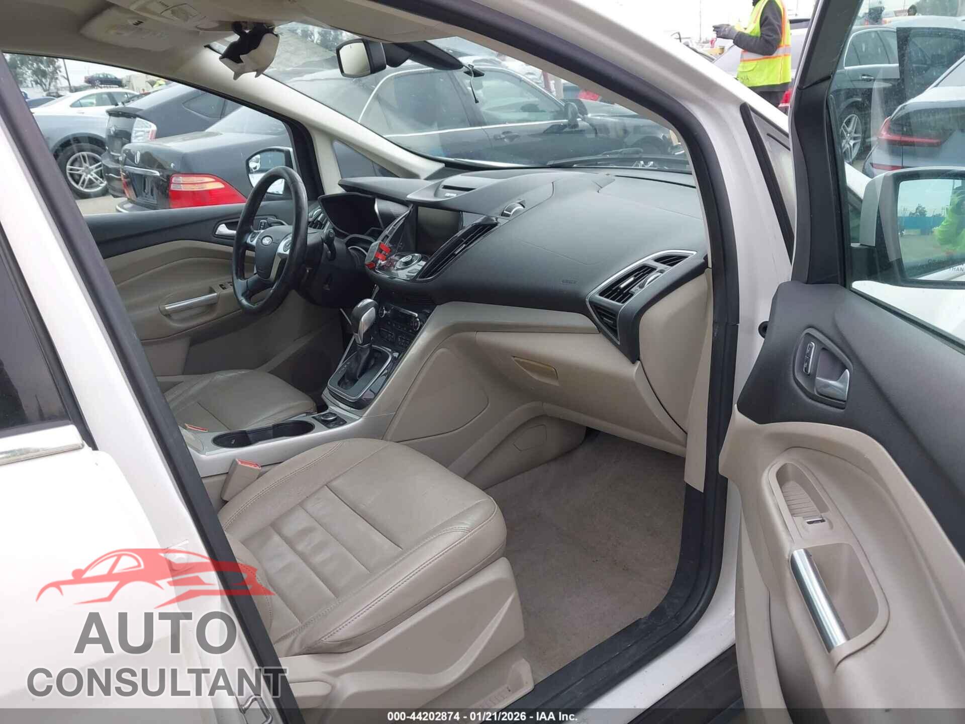 FORD C-MAX ENERGI 2013 - 1FADP5CU3DL522883