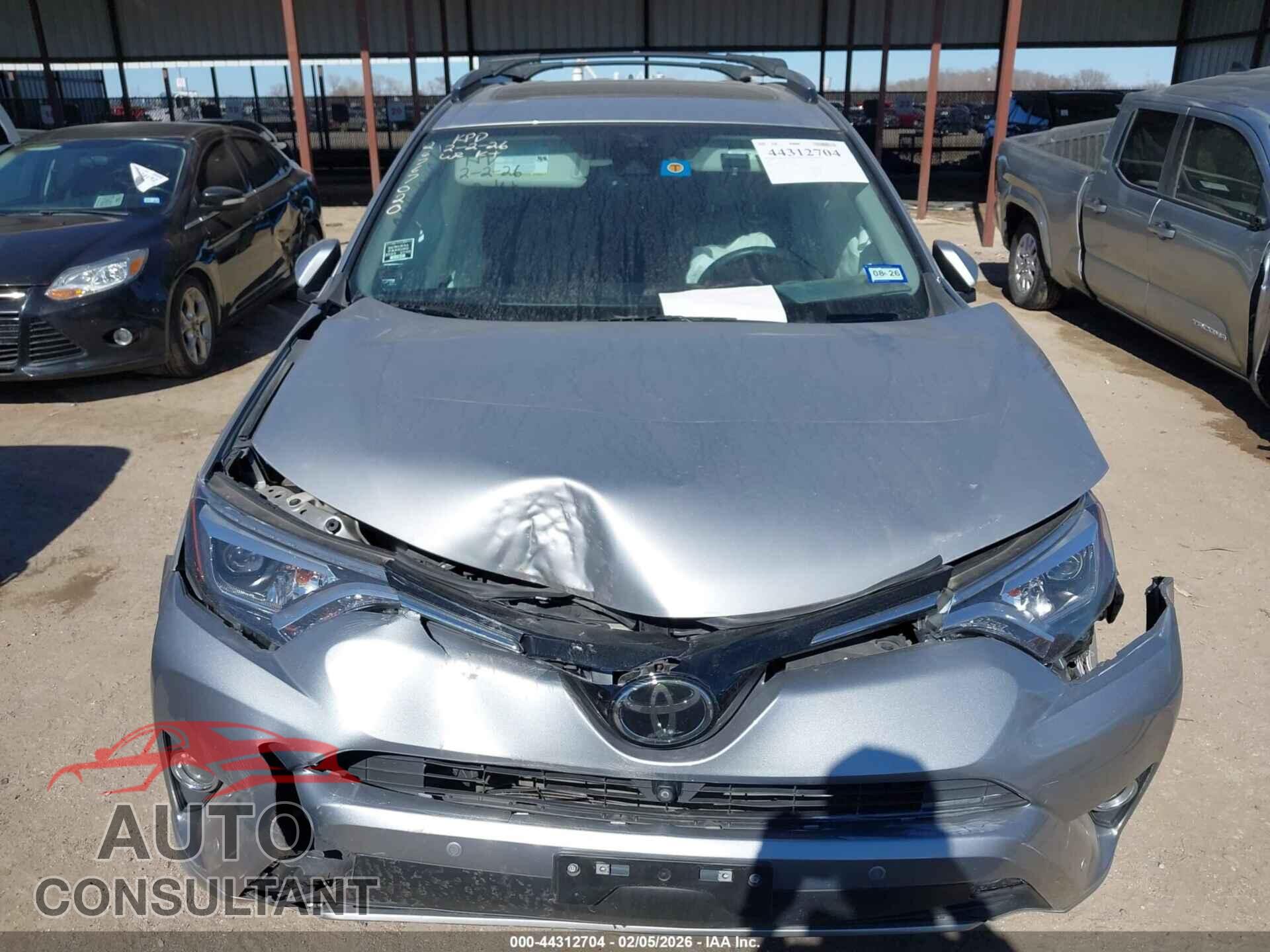 TOYOTA RAV4 2017 - 2T3DFREVXHW653497